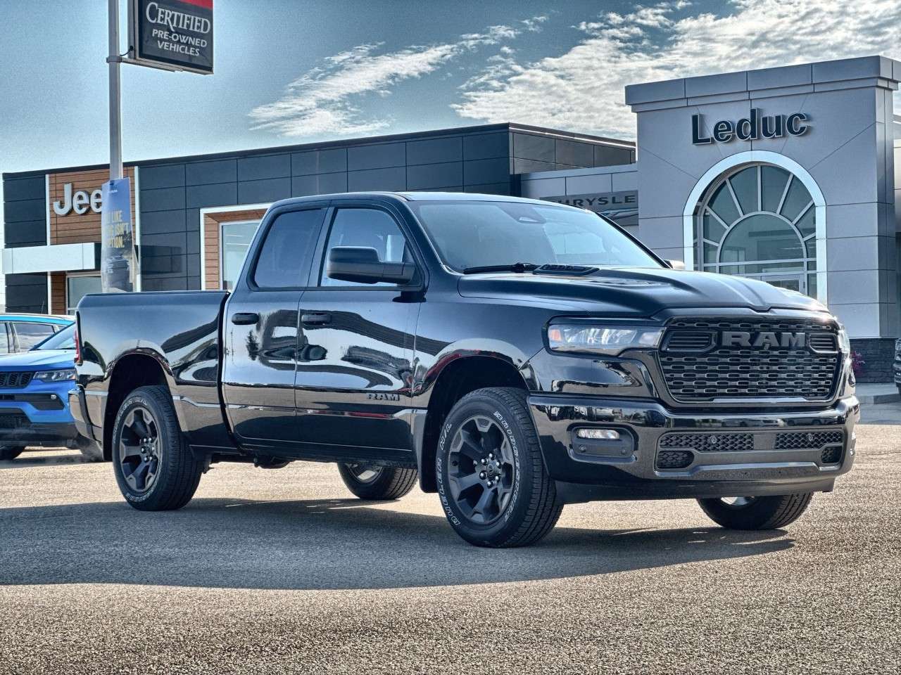2026 RAM 1500 Express 4x4 Quad Cab 6'4 Box