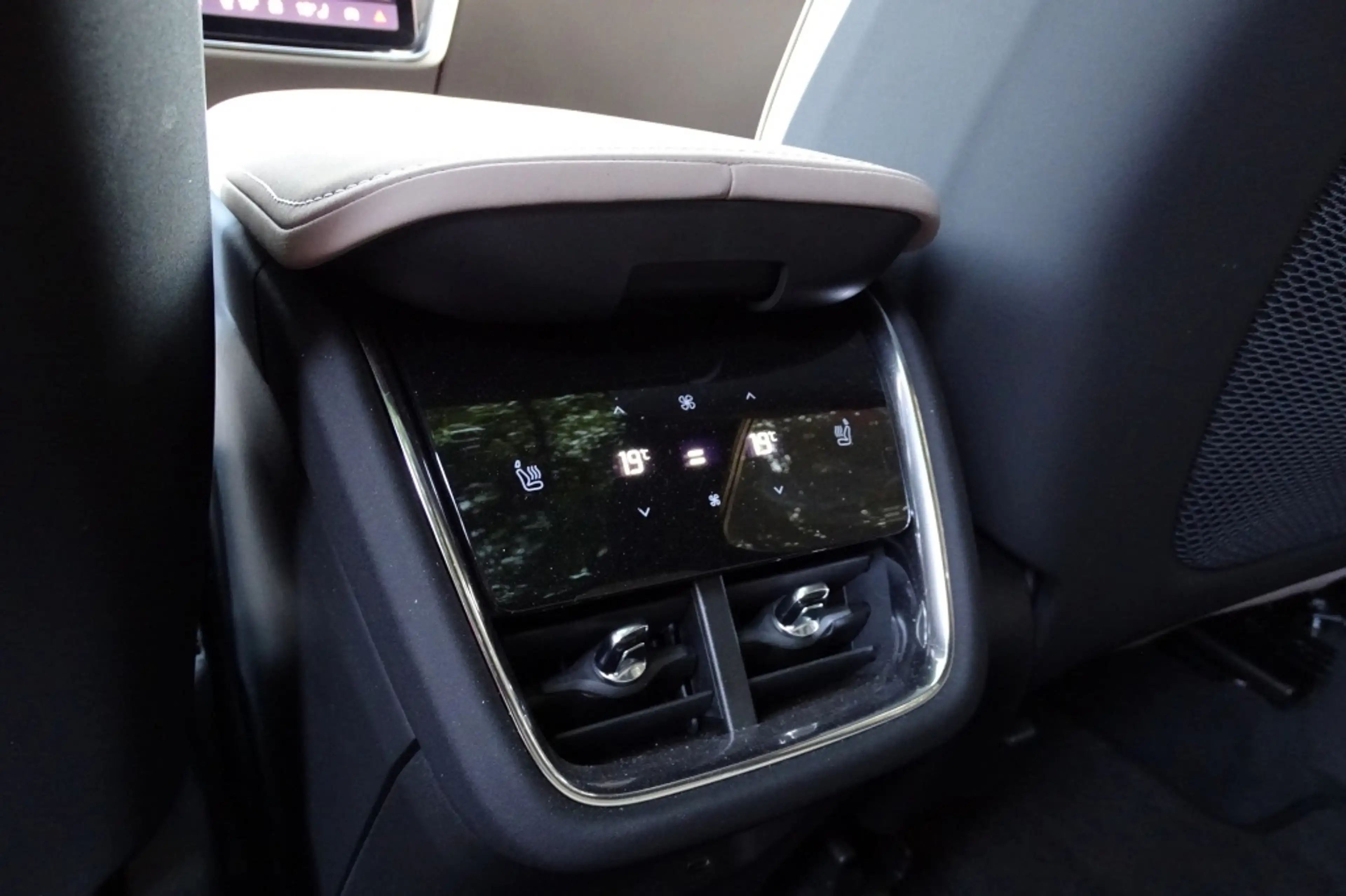 Volvo EX90 TM Ultra 7p 111 kWh Panoramadak BOSE AUDIO 360 CAM — photo 12