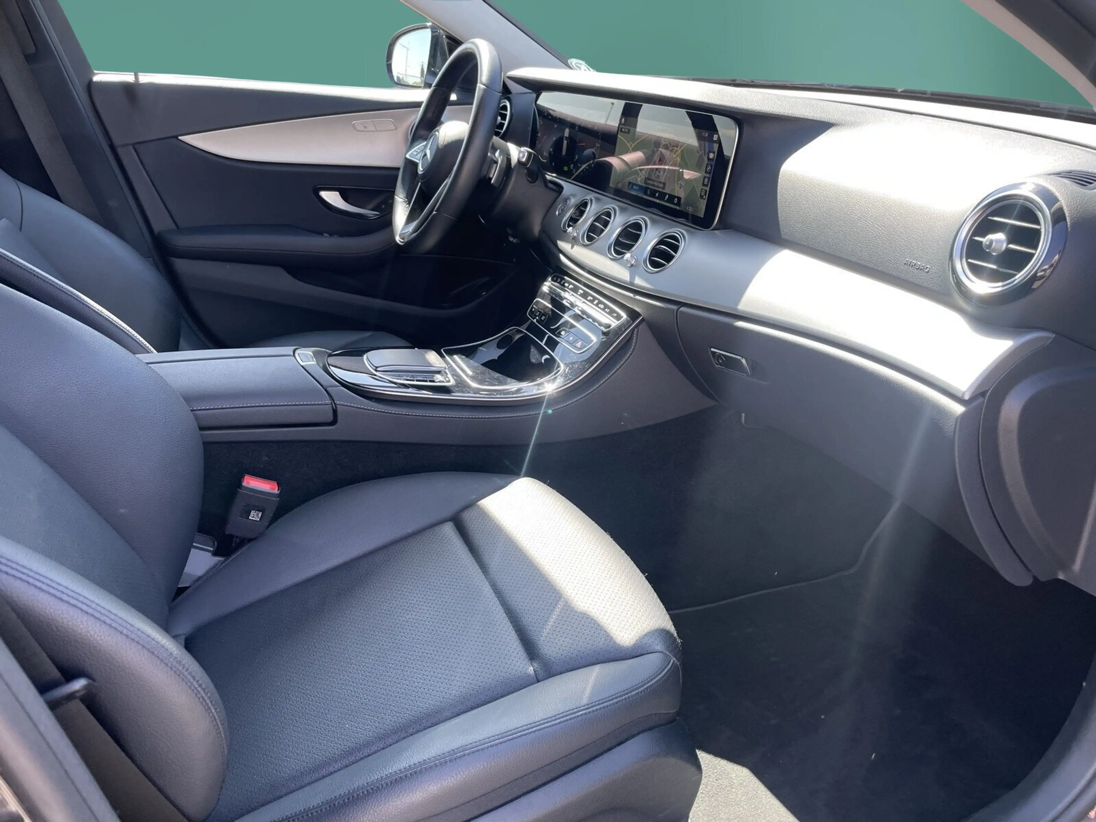 Mercedes-Benz E 220 E 220 d T AVANTGARDE*STHZ*KAMERA*KEYLESS*LED*SHZ — photo 12