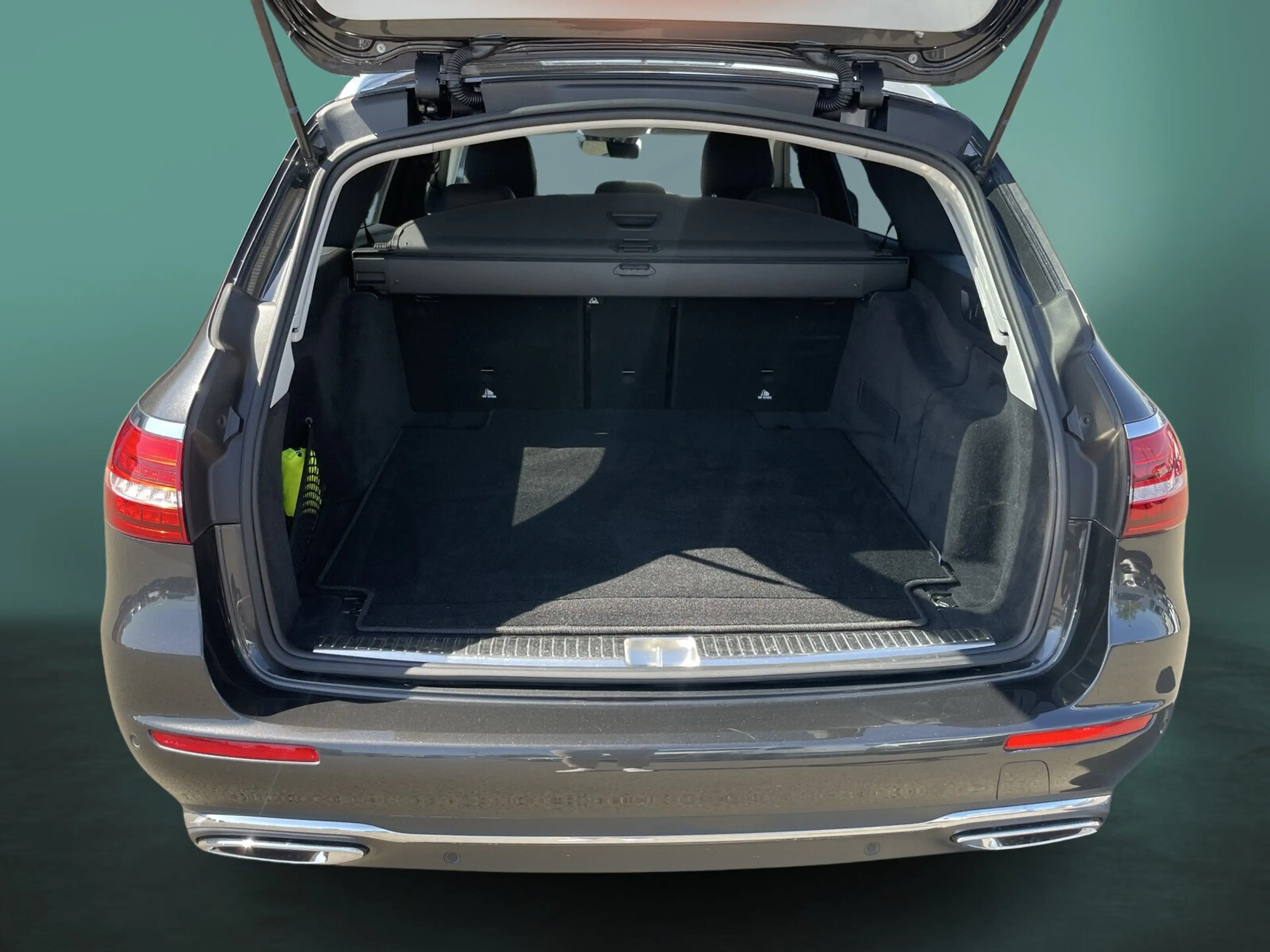 Mercedes-Benz E 220 E 220 d T AVANTGARDE*STHZ*KAMERA*KEYLESS*LED*SHZ — photo 14
