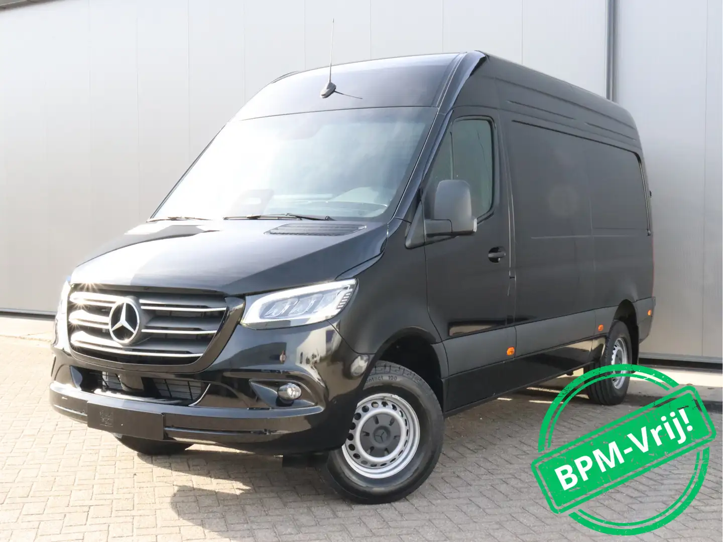 Mercedes-Benz Sprinter 319CDI 190PK Automaat L2H2 RWD | BPM Vrij | Smartp Zwart - 1