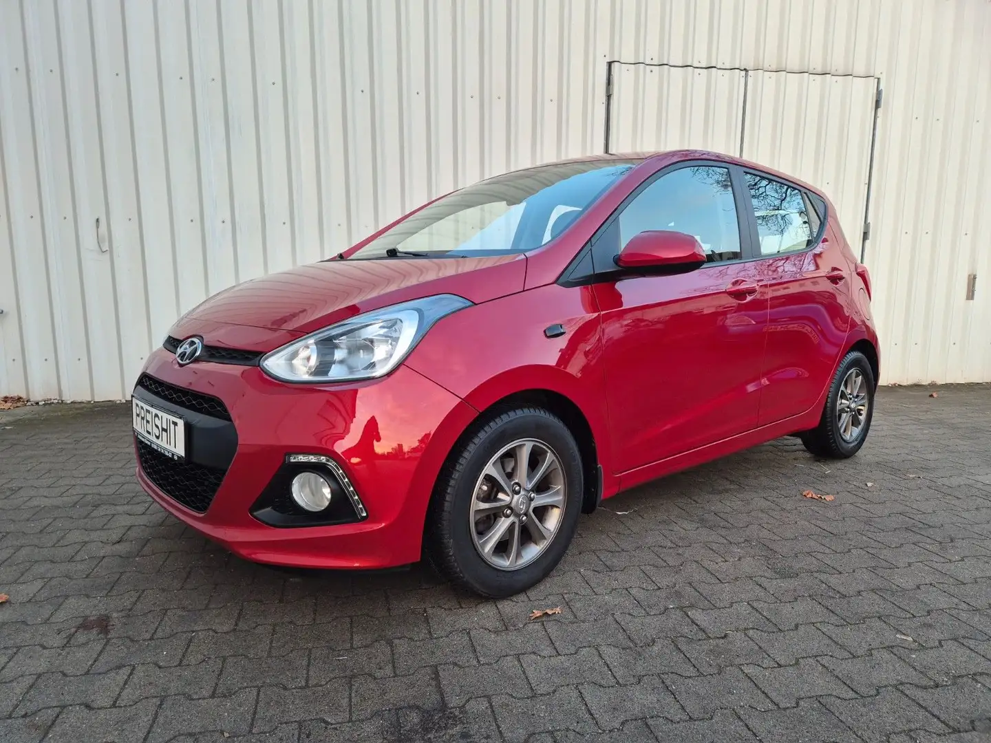 Hyundai i10 Edition, LENKRADHEIZUNG, SITZHEIZUNG, PDC Rot - 1