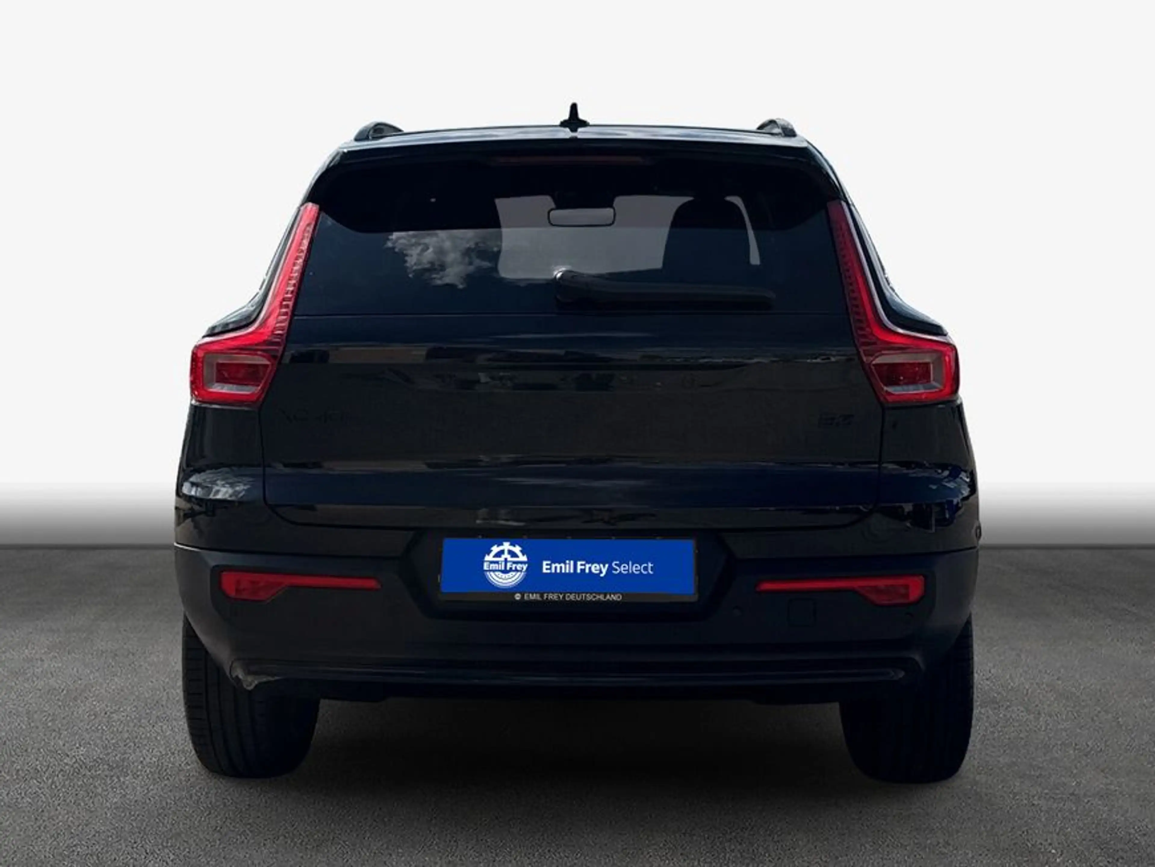 Volvo XC40 XC40 B3 B DKG Plus Black Edition — photo 5