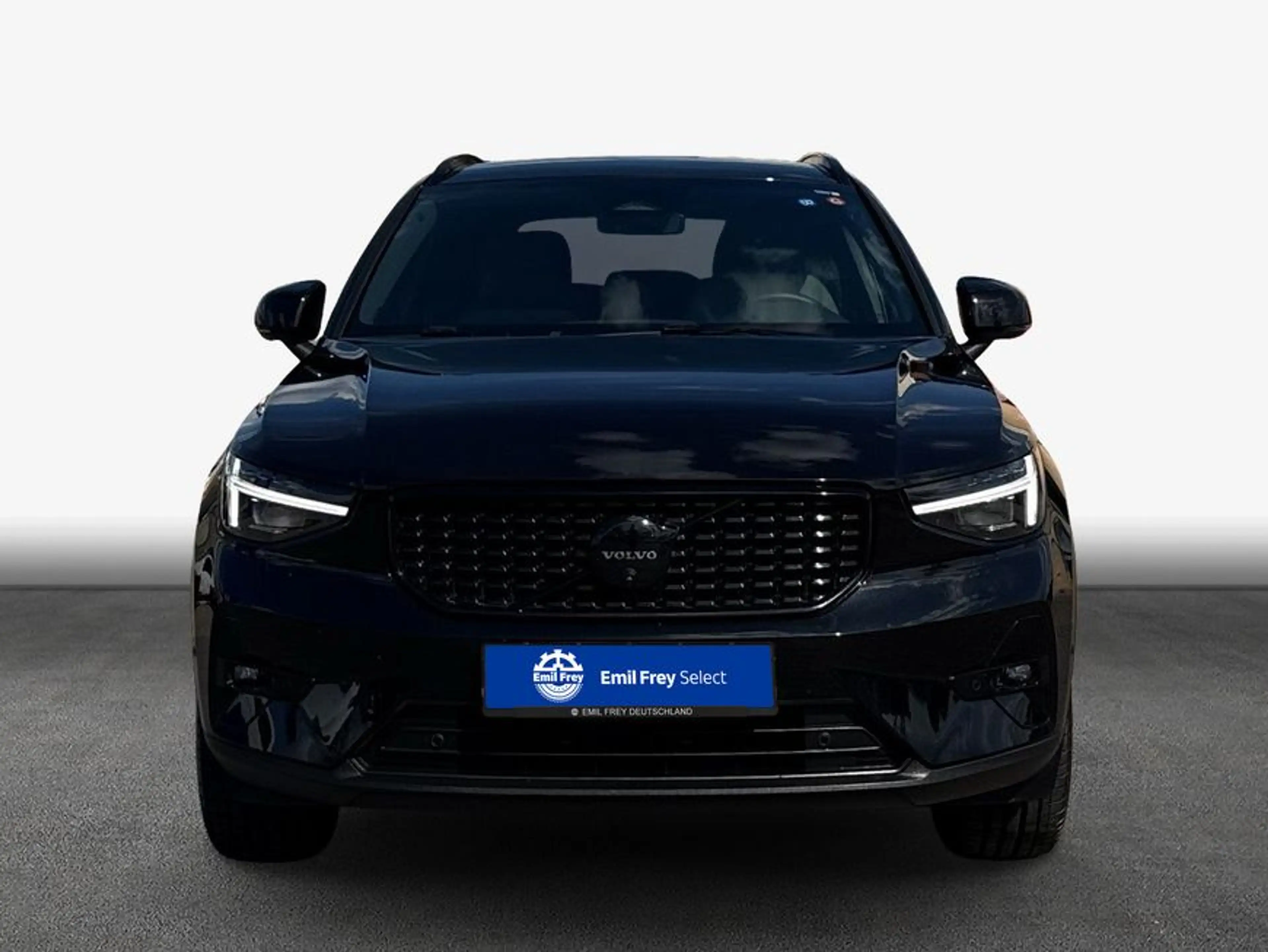 Volvo XC40 XC40 B3 B DKG Plus Black Edition — photo 3