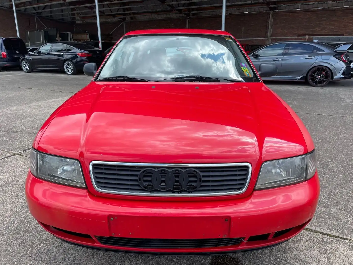 Audi A4 1.9 TDI/ S-Dach/El.Fenster/Servo Rouge - 2