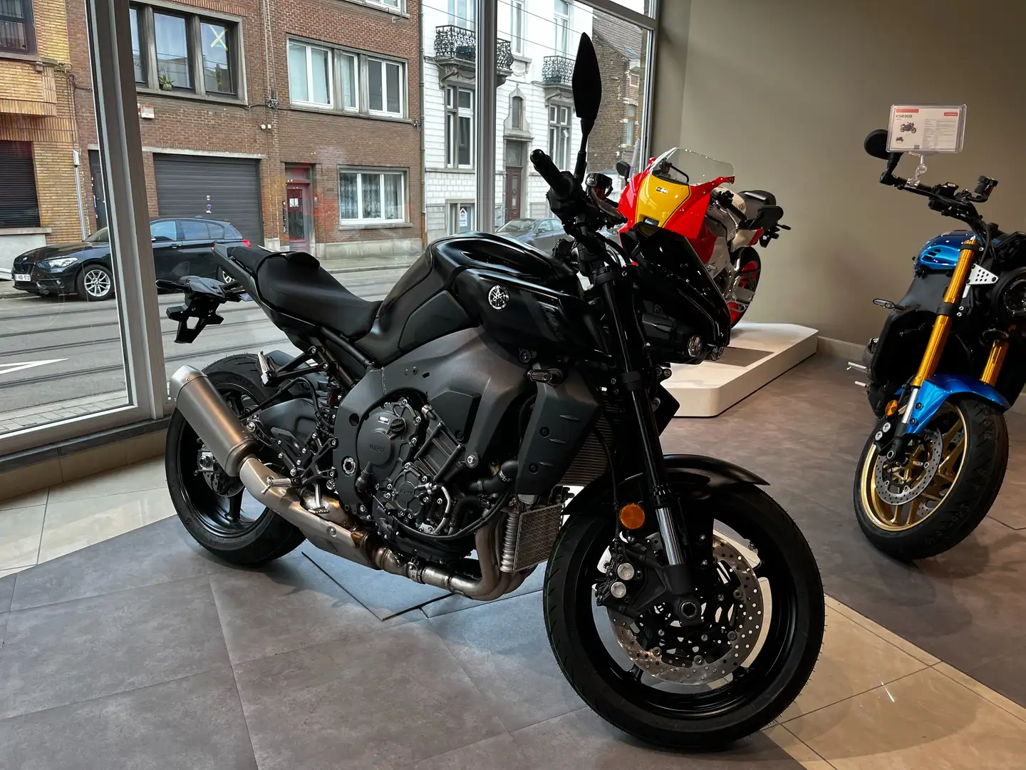Yamaha MT-10 PROMO - NEUVE Zwart - 1