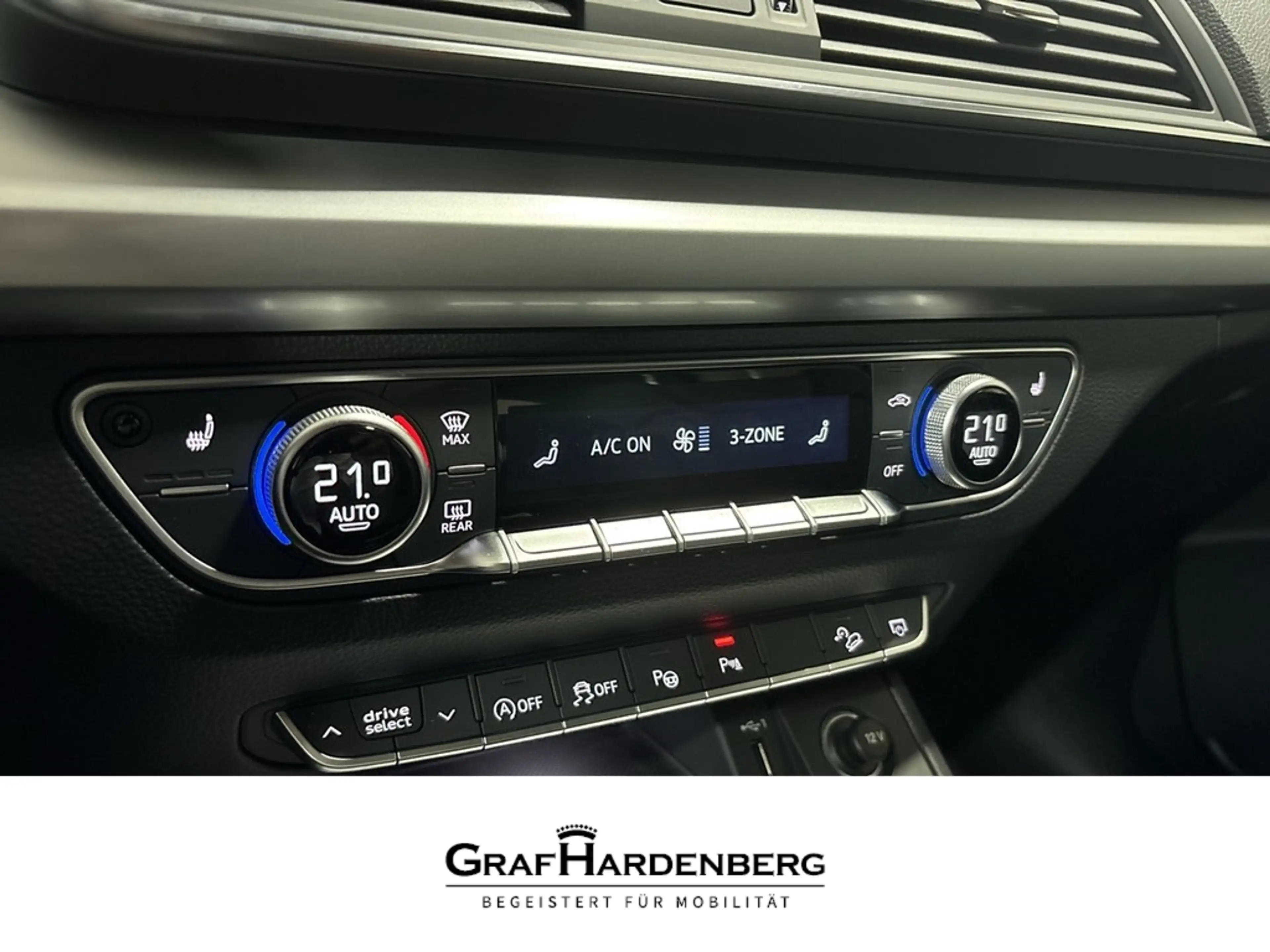 Audi Q5 2.0 EU6d 40 TDI quattro S line Virt. Cockpit LED N — photo 13