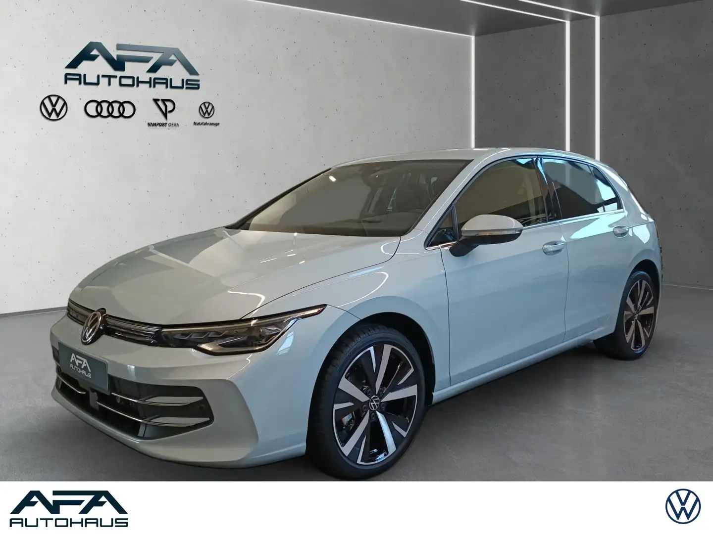 Volkswagen Golf VIII 1.5 eTSI W Style HUD*Massage*Navi*LED Blau - 1