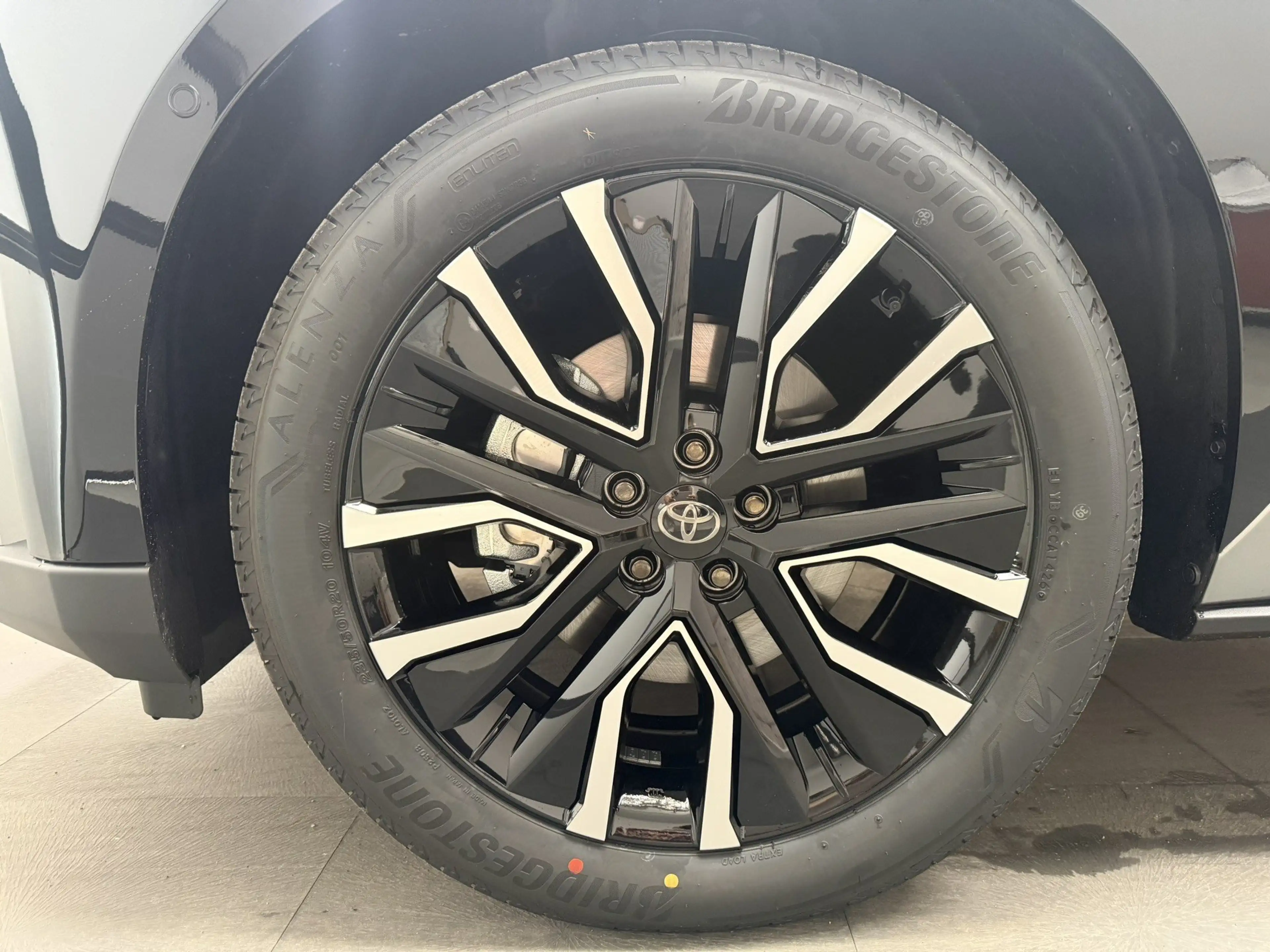Toyota bZ4X Lounge + Stylepaket — photo 6