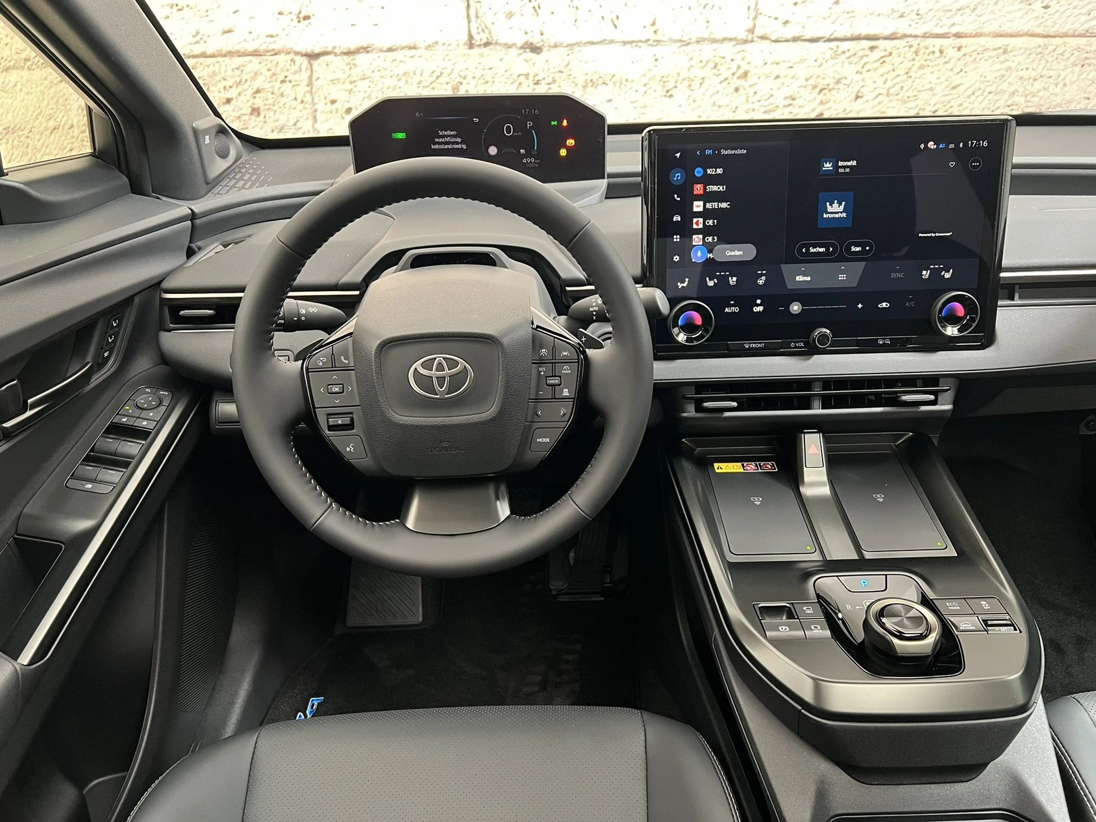 Toyota bZ4X Lounge + Stylepaket — photo 10