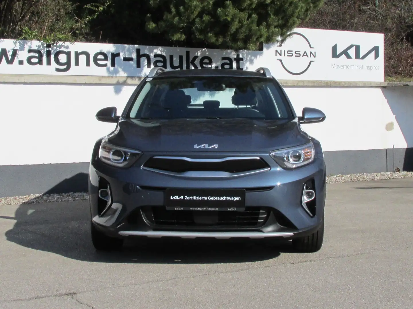 Kia Stonic 1,2 DPI ISG Silber Blau - 2