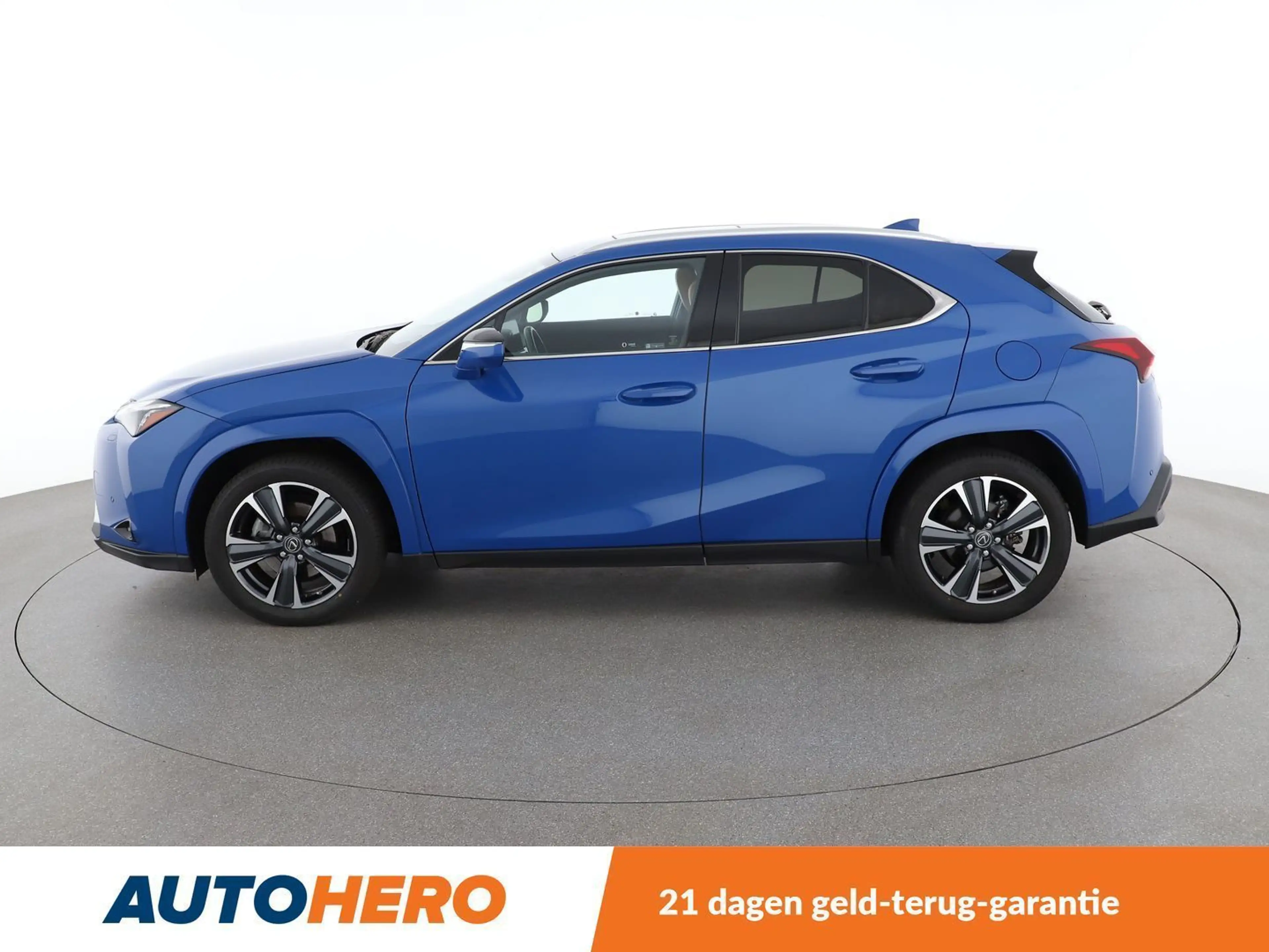 Lexus UX 250h UX 250h Luxury Line — photo 3