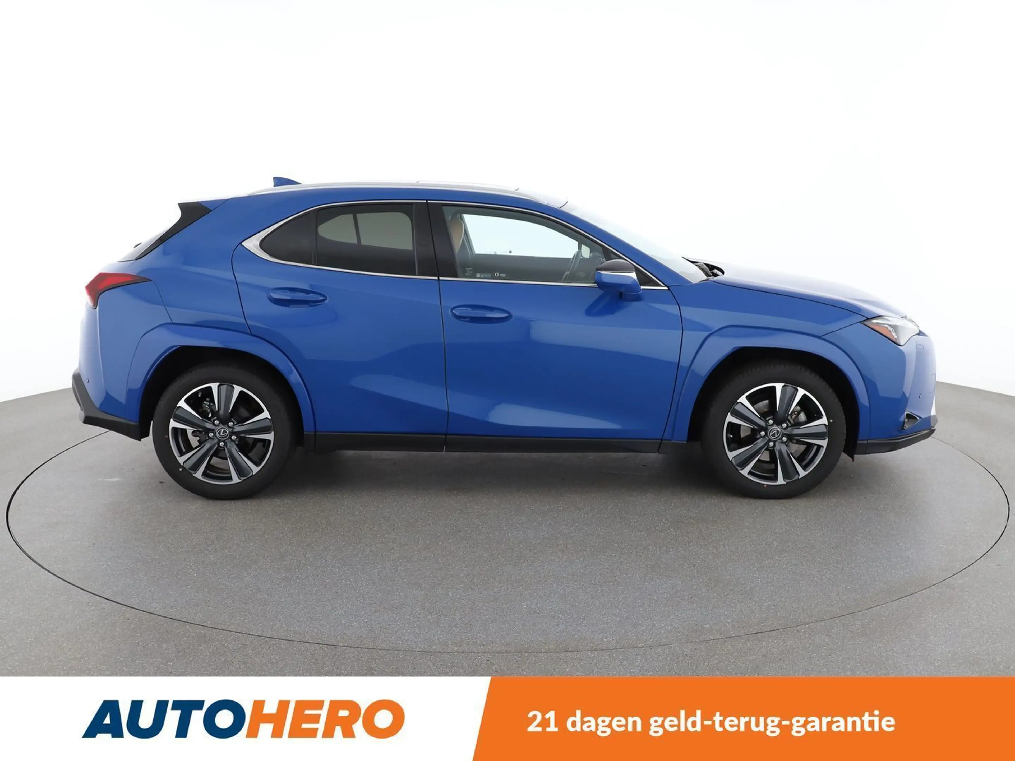 Lexus UX 250h UX 250h Luxury Line — photo 7