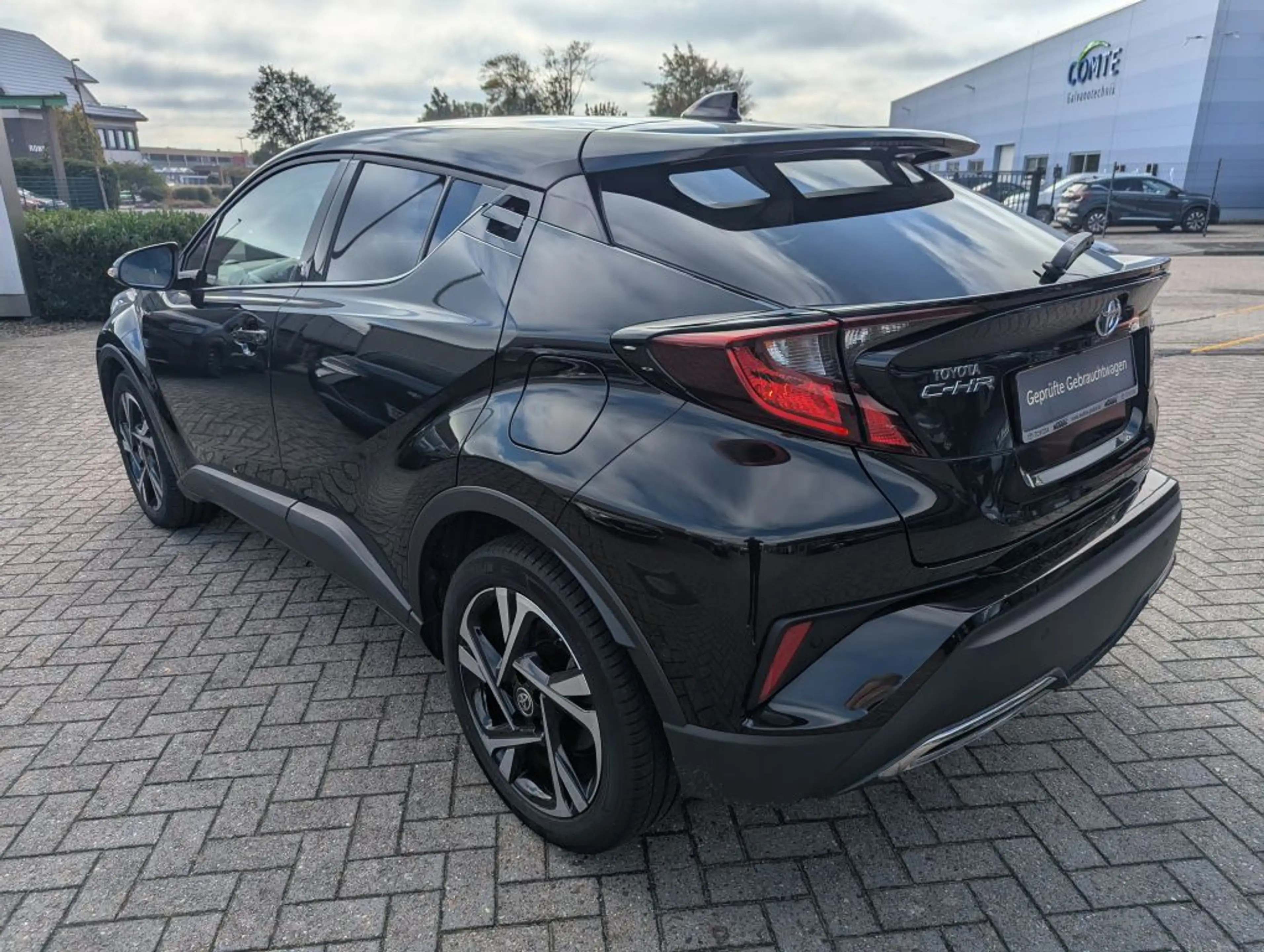 Toyota C-HR 2.0 Hybrid Team Deutschland — photo 5