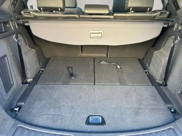 Land Rover Discovery Sport 2025, foto 14