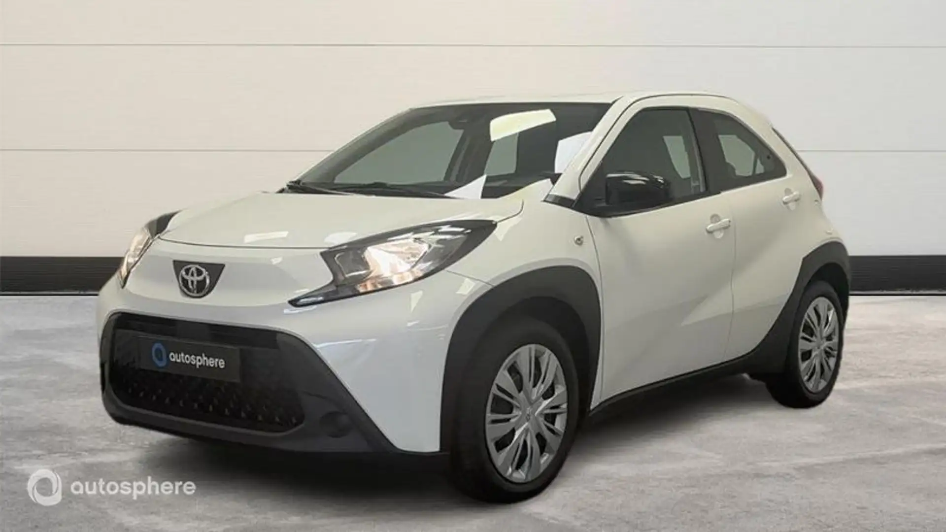 Toyota Aygo X 1.0 VVT-i 72ch Dynamic - 1