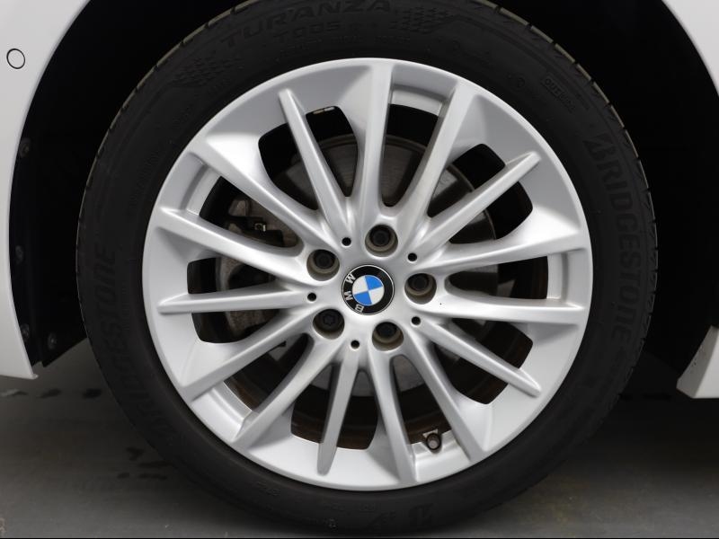 BMW 118 Hatch — photo 8
