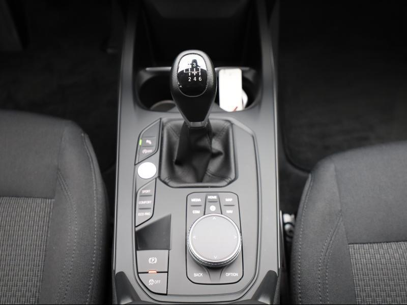 BMW 118 Hatch — photo 17