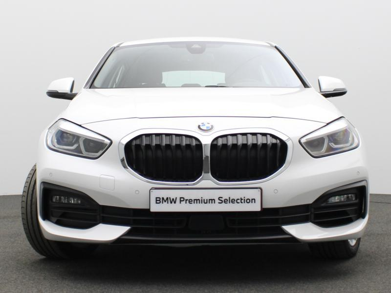 BMW 118 Hatch — photo 2