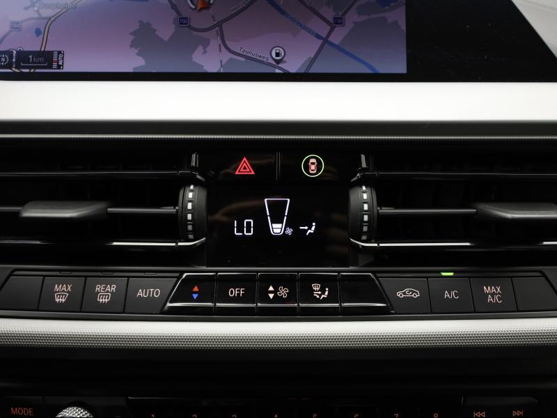 BMW 118 Hatch — photo 13