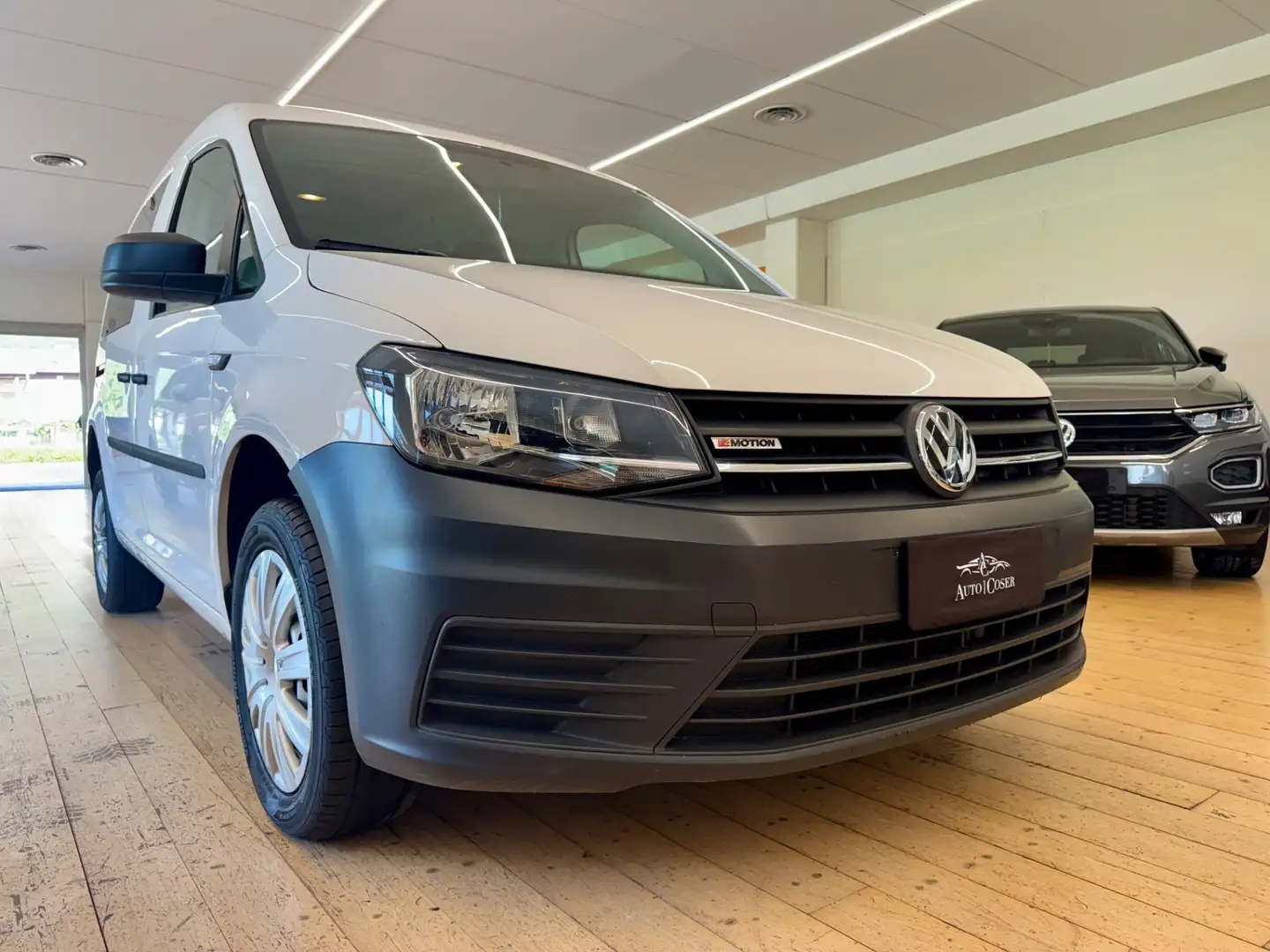 Volkswagen Caddy 2.0 TDI 122 CV 4MOTION Tech Bianco - 1