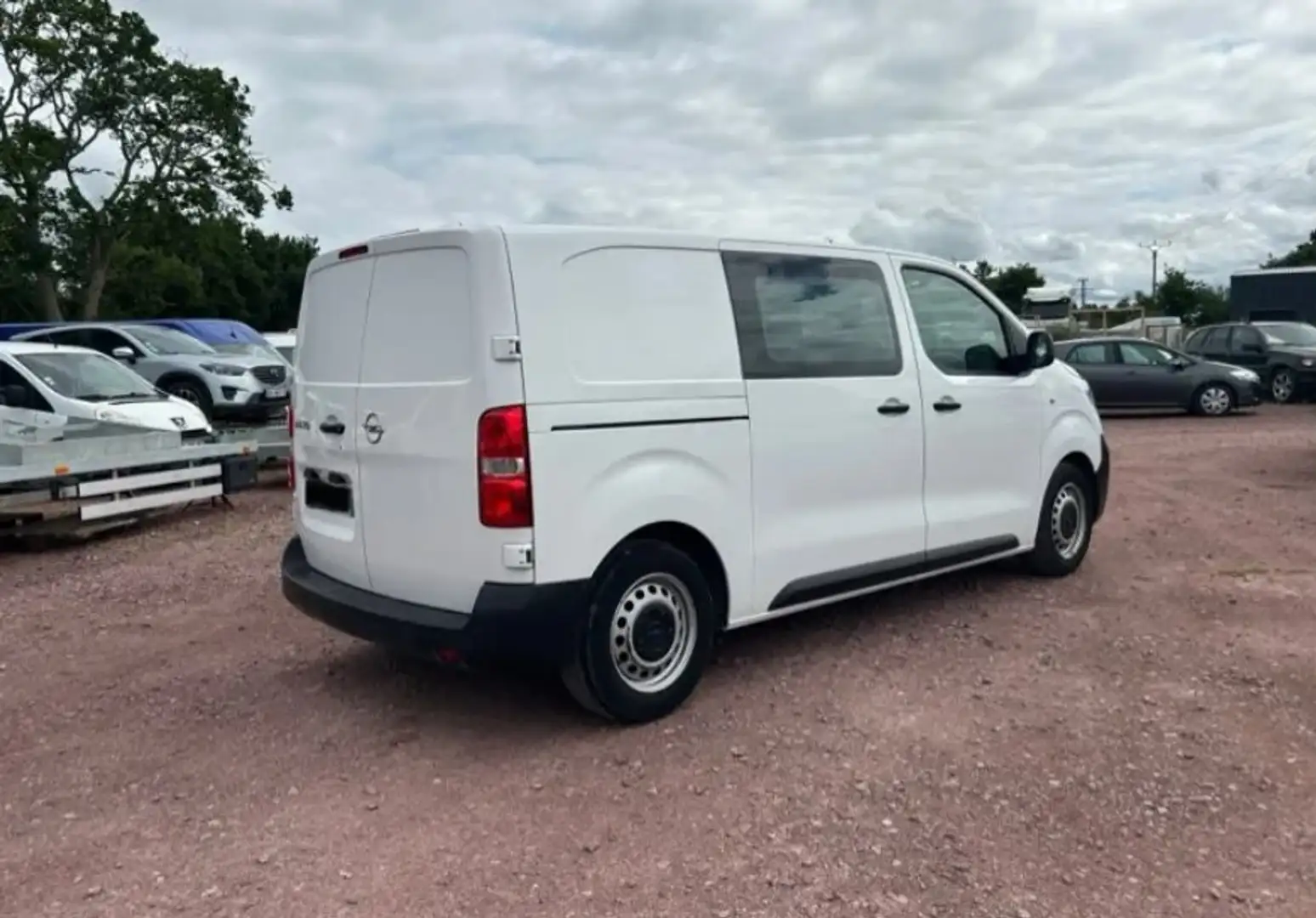 Opel Vivaro Vivaro Combi L2 1.5 Diesel 120 ch - 2