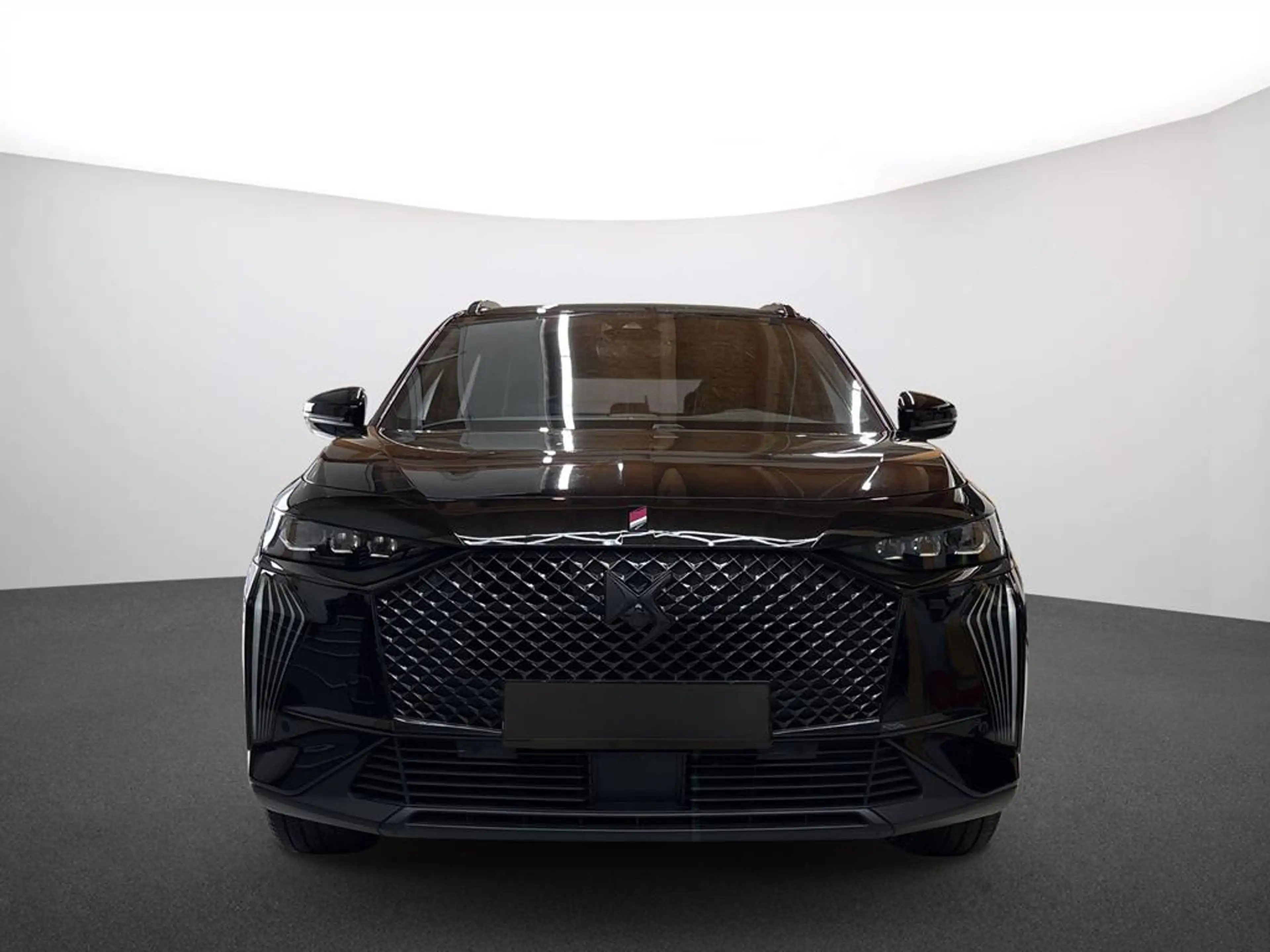 DS Automobiles DS 7 DS 7 PERFORMANCE LINE + BlueHDI 130 — photo 2