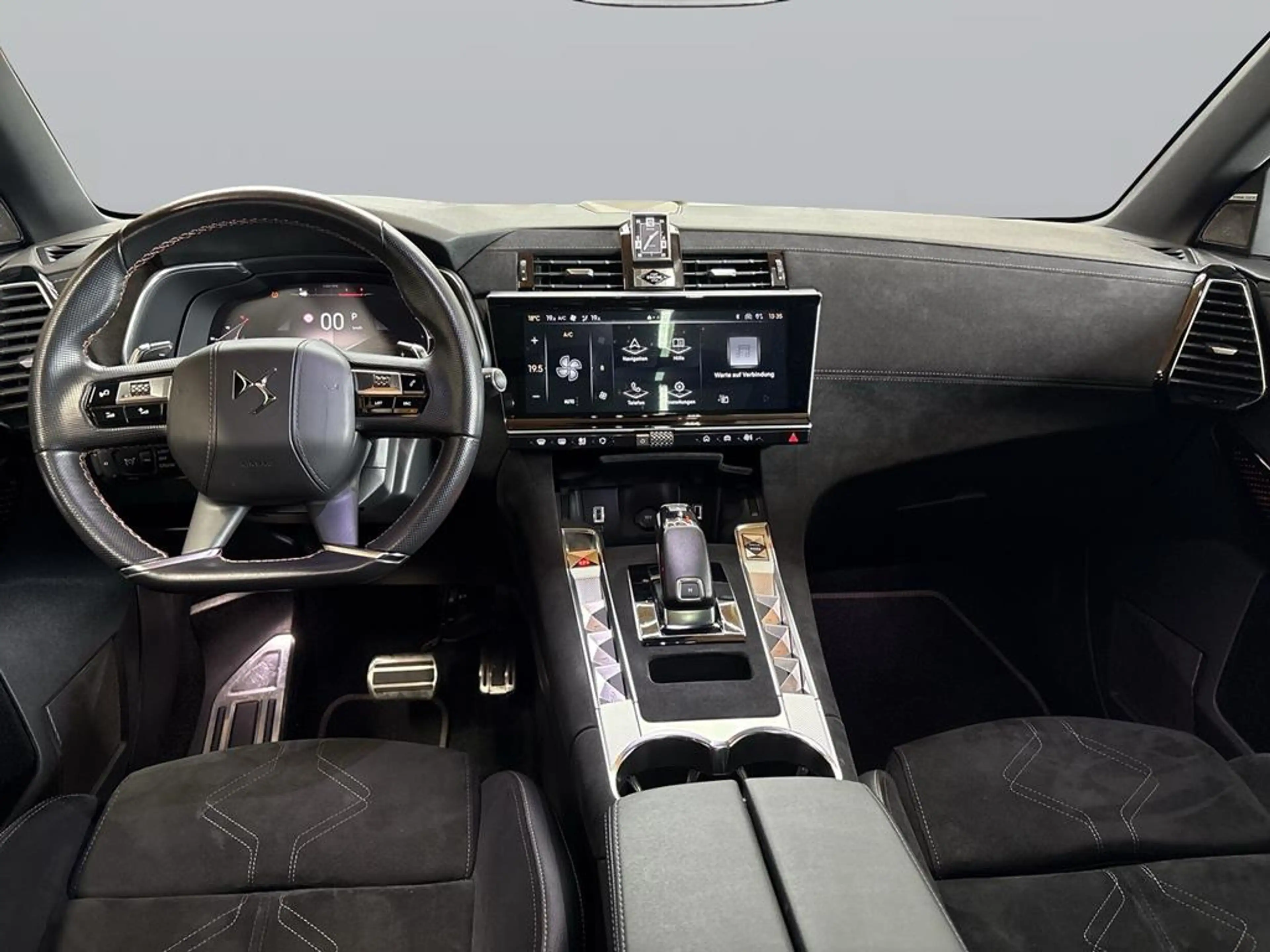 DS Automobiles DS 7 DS 7 PERFORMANCE LINE + BlueHDI 130 — photo 10