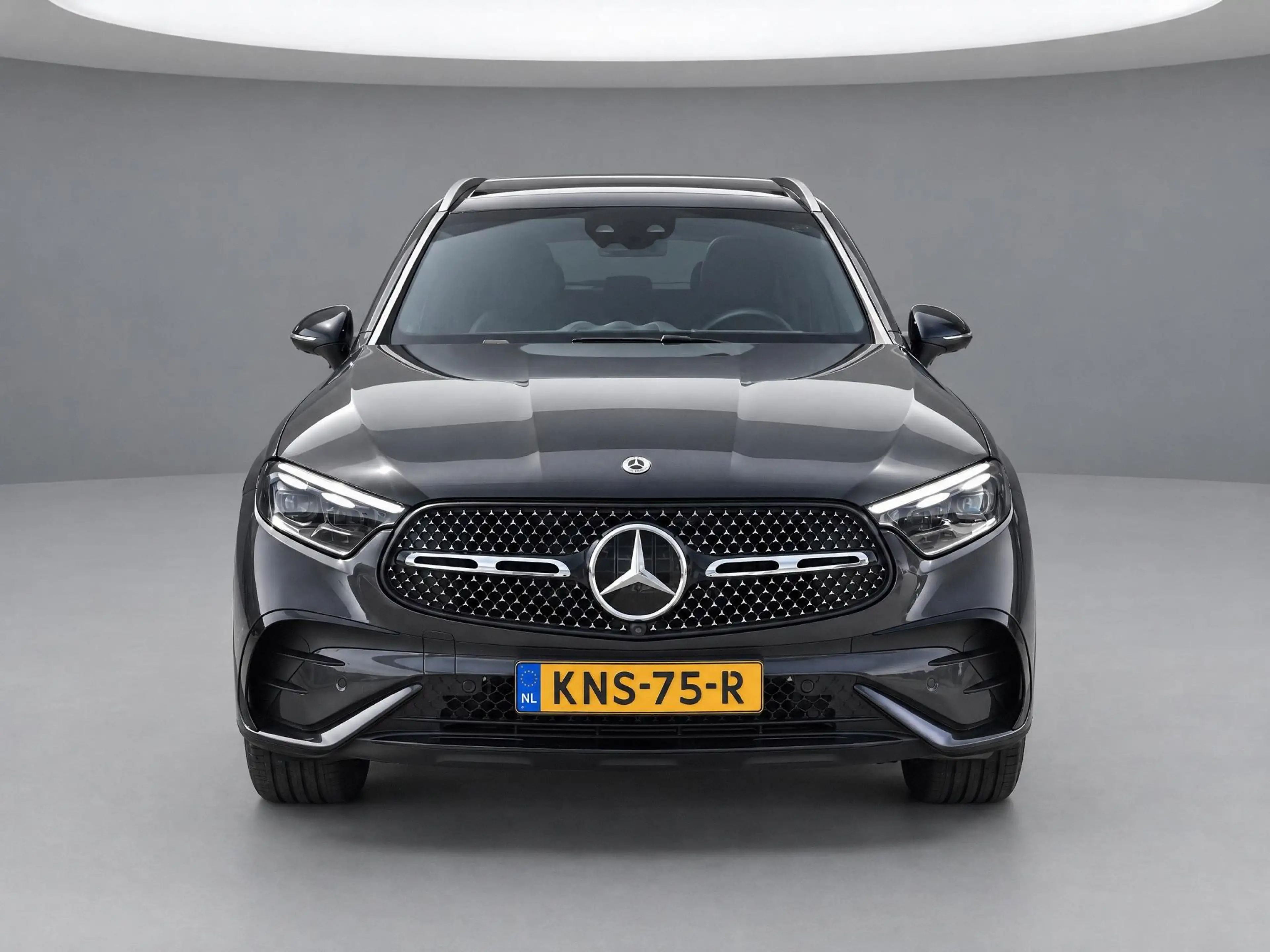 Mercedes-Benz GLC 400 400e 4MATIC AMG Line | Head Up display | Panoramad — photo 6