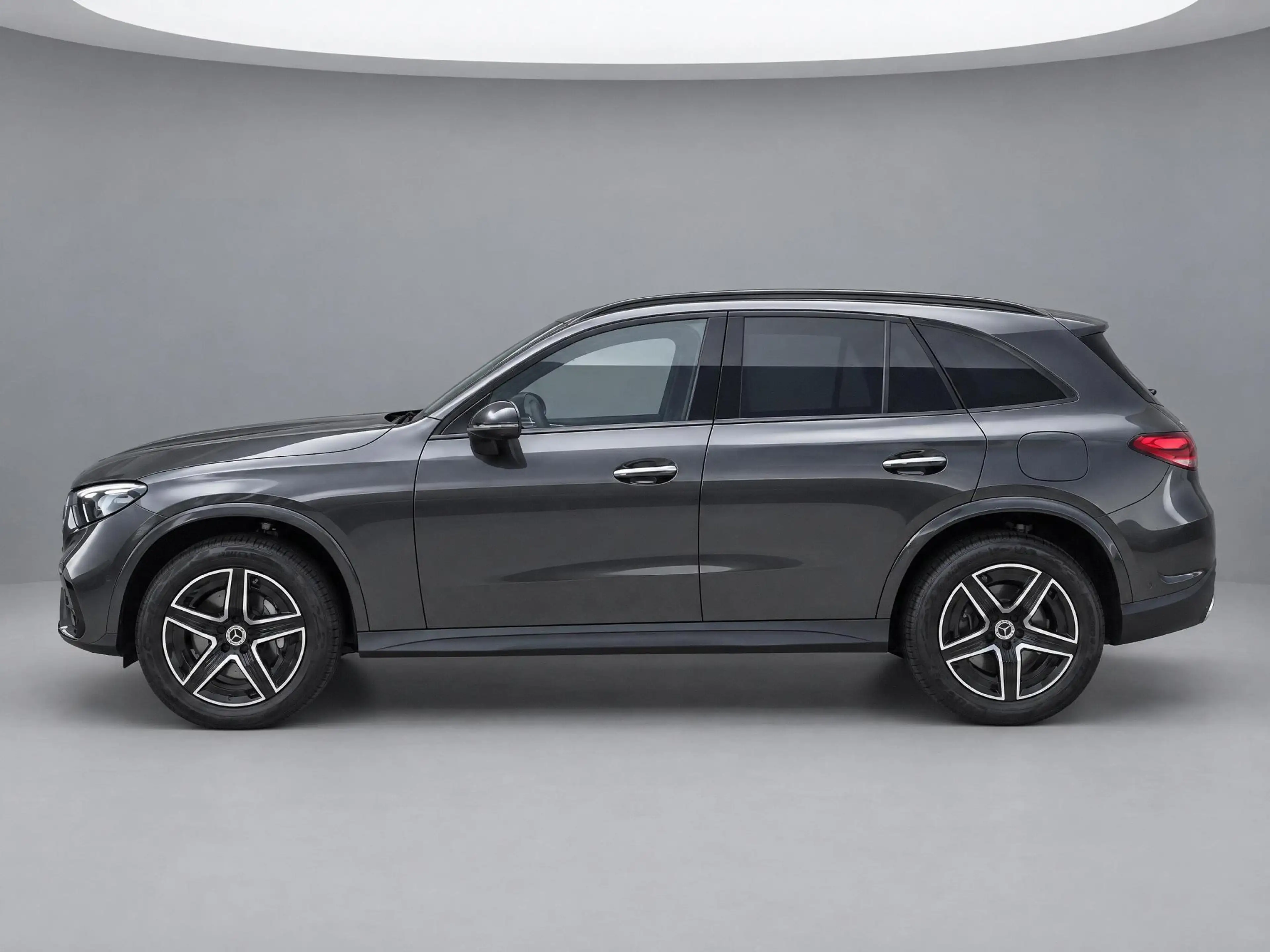 Mercedes-Benz GLC 400 400e 4MATIC AMG Line | Head Up display | Panoramad — photo 3