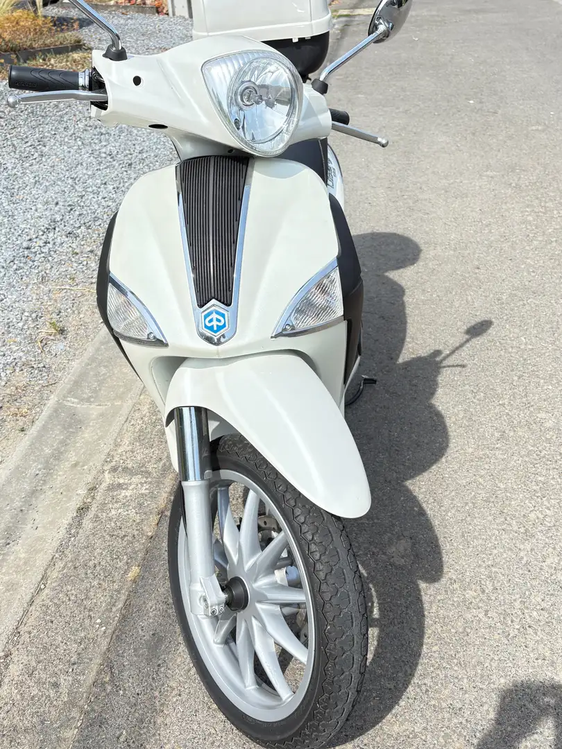 Piaggio Liberty 125 Blanc - 2