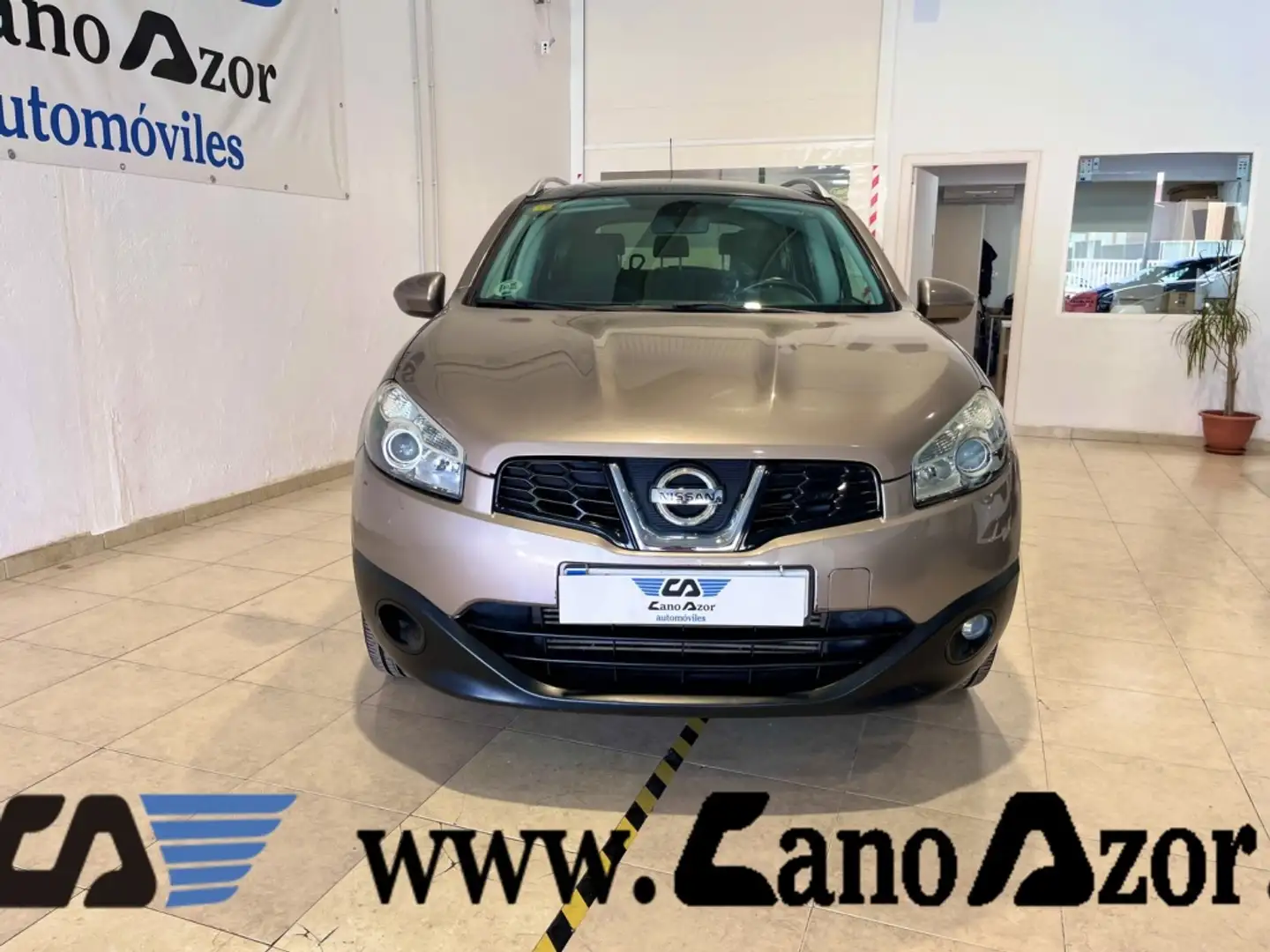 Nissan Qashqai Q+2 2.0dCi Acenta 4x2 Gris - 2