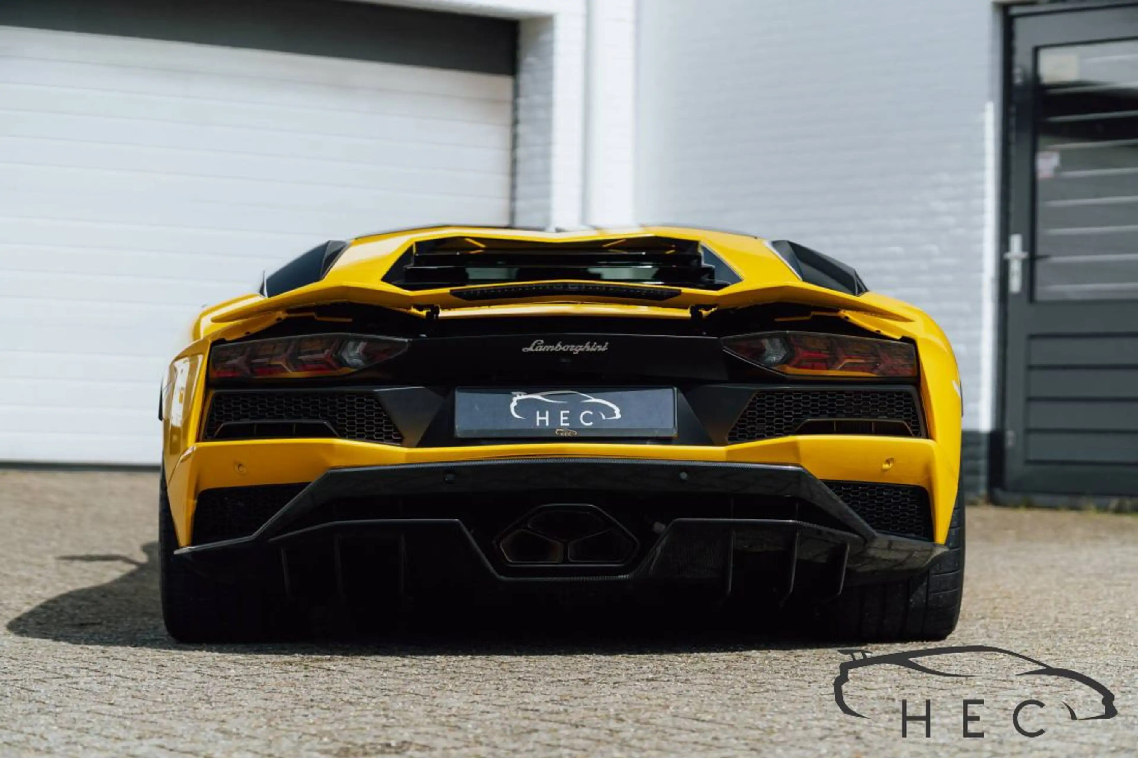 Lamborghini Aventador S 6.5 V12 — photo 15