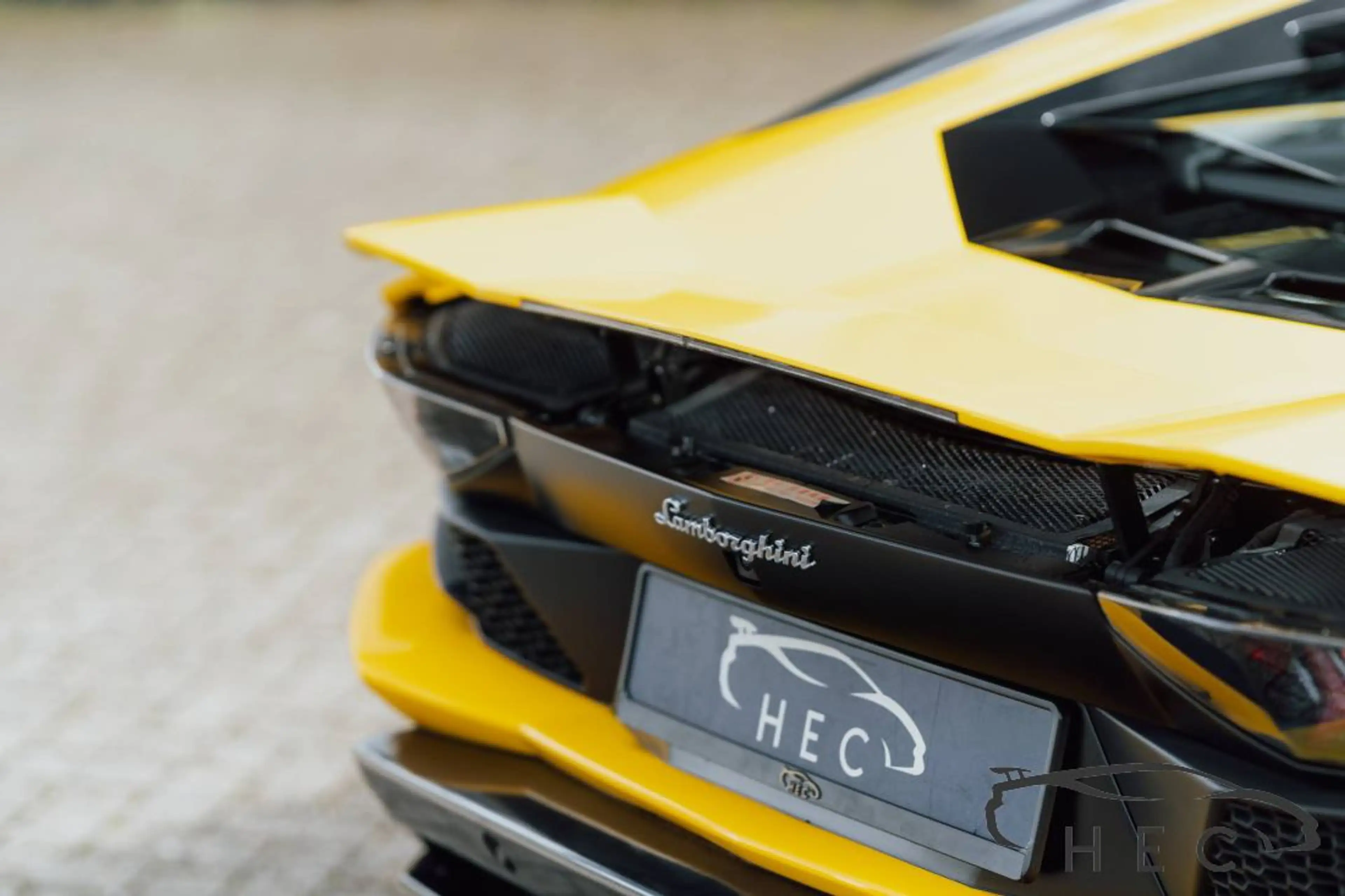 Lamborghini Aventador S 6.5 V12 — photo 13