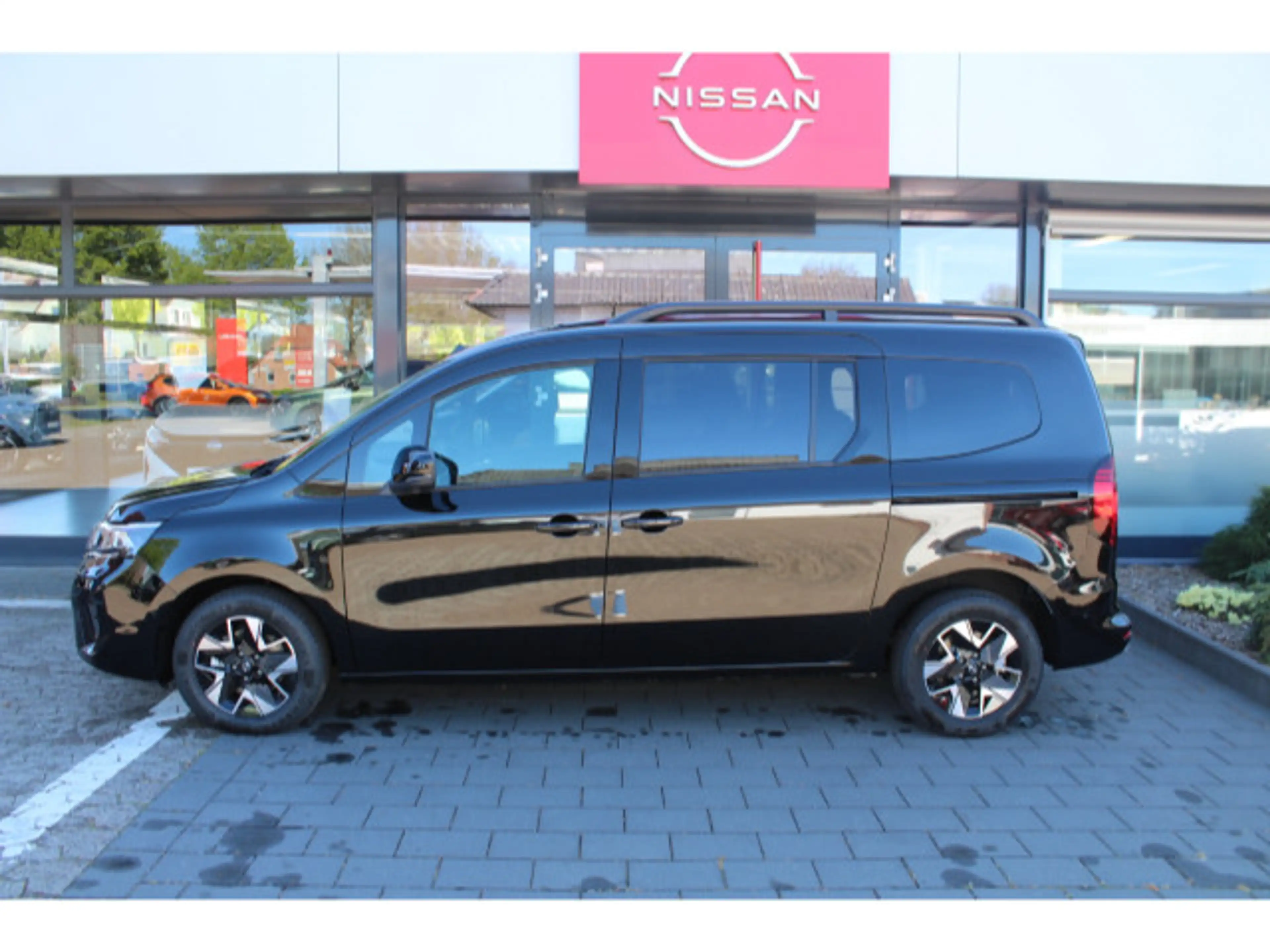 Nissan Townstar Kombi L2 1.3 DIG-T 130 Tekna Automatik — photo 4