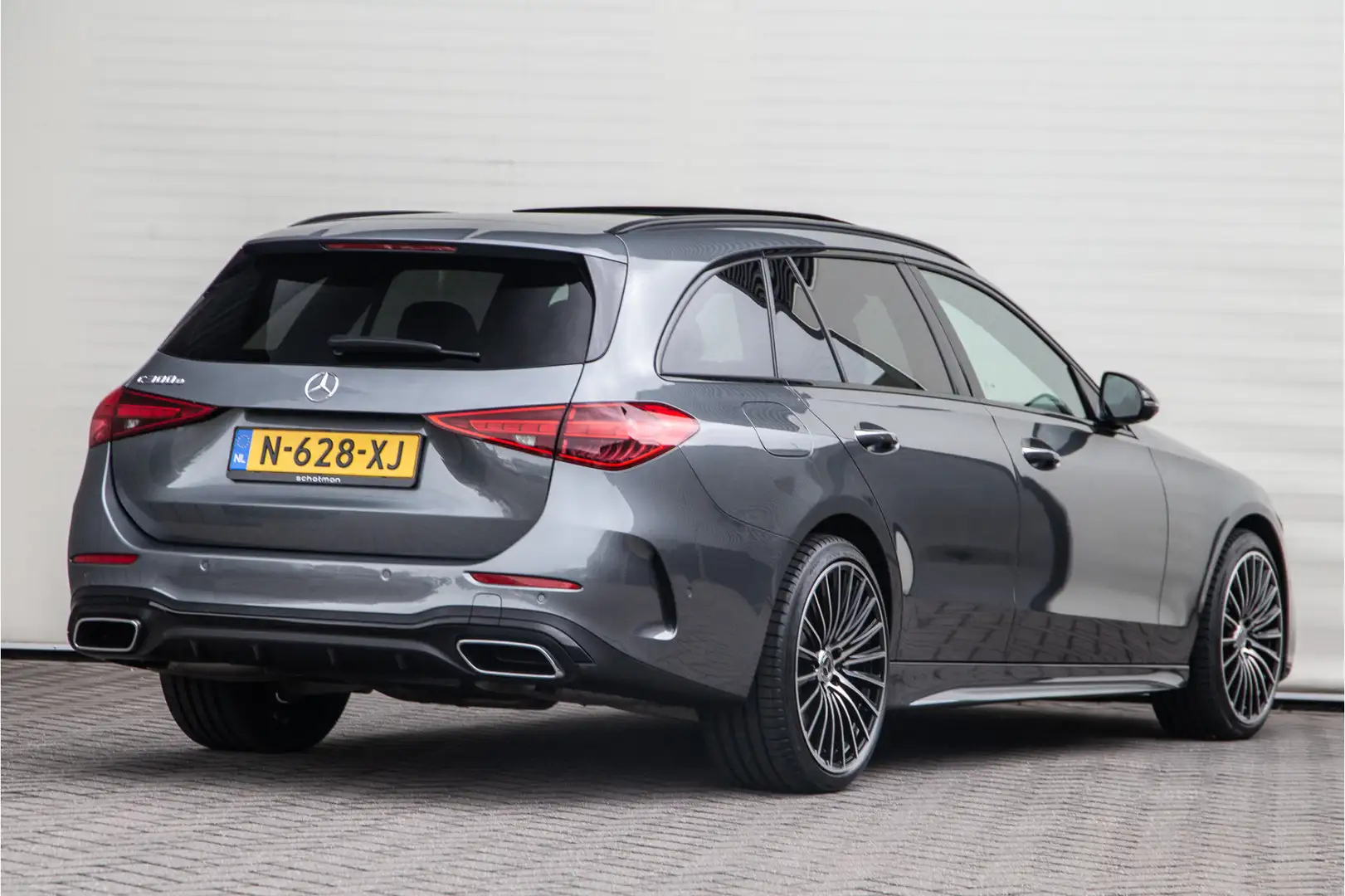 Mercedes-Benz C 300 Estate e AMG Premium, Pano, Head-Up, Distronic, Me Grijs - 2