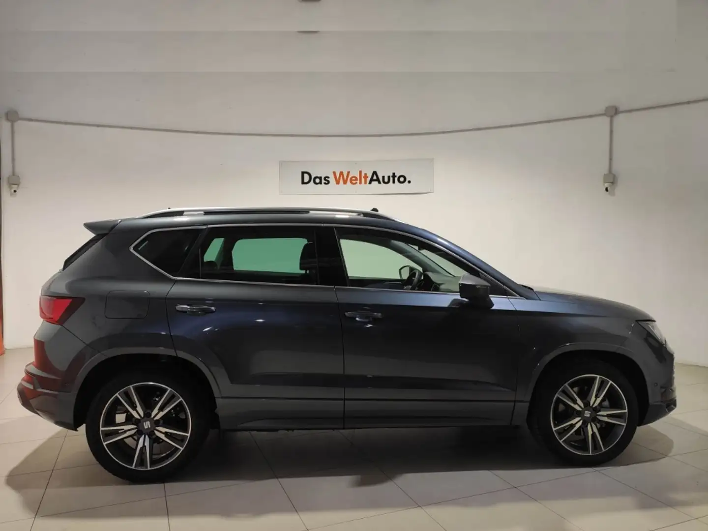 SEAT Ateca 2.0TDI CR S&S FR XS DSG 150 Gris - 2