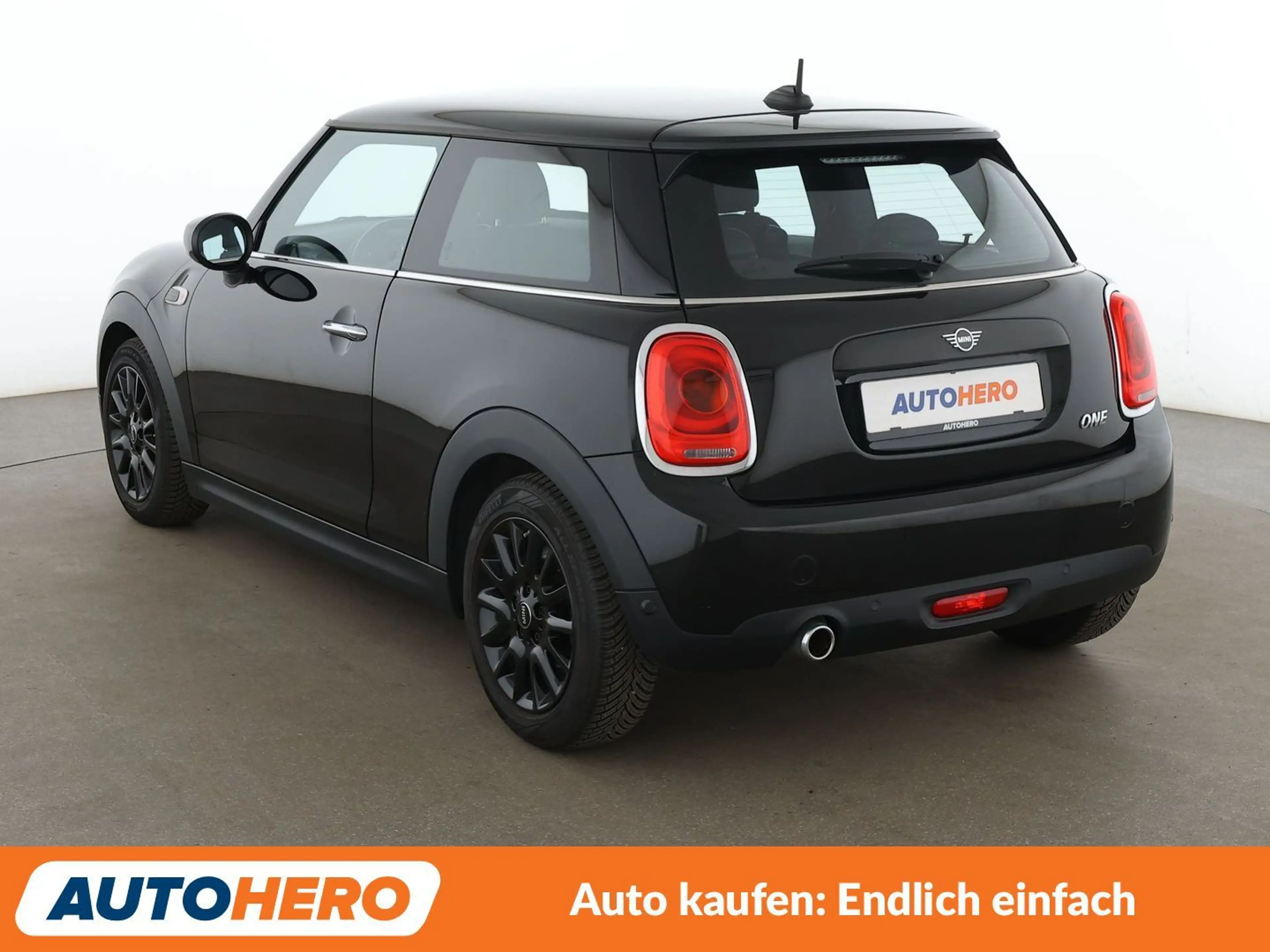 MINI One One*LIM*PDC*SHZ*KLIMA*ALU*BLUETOOTH* — photo 4