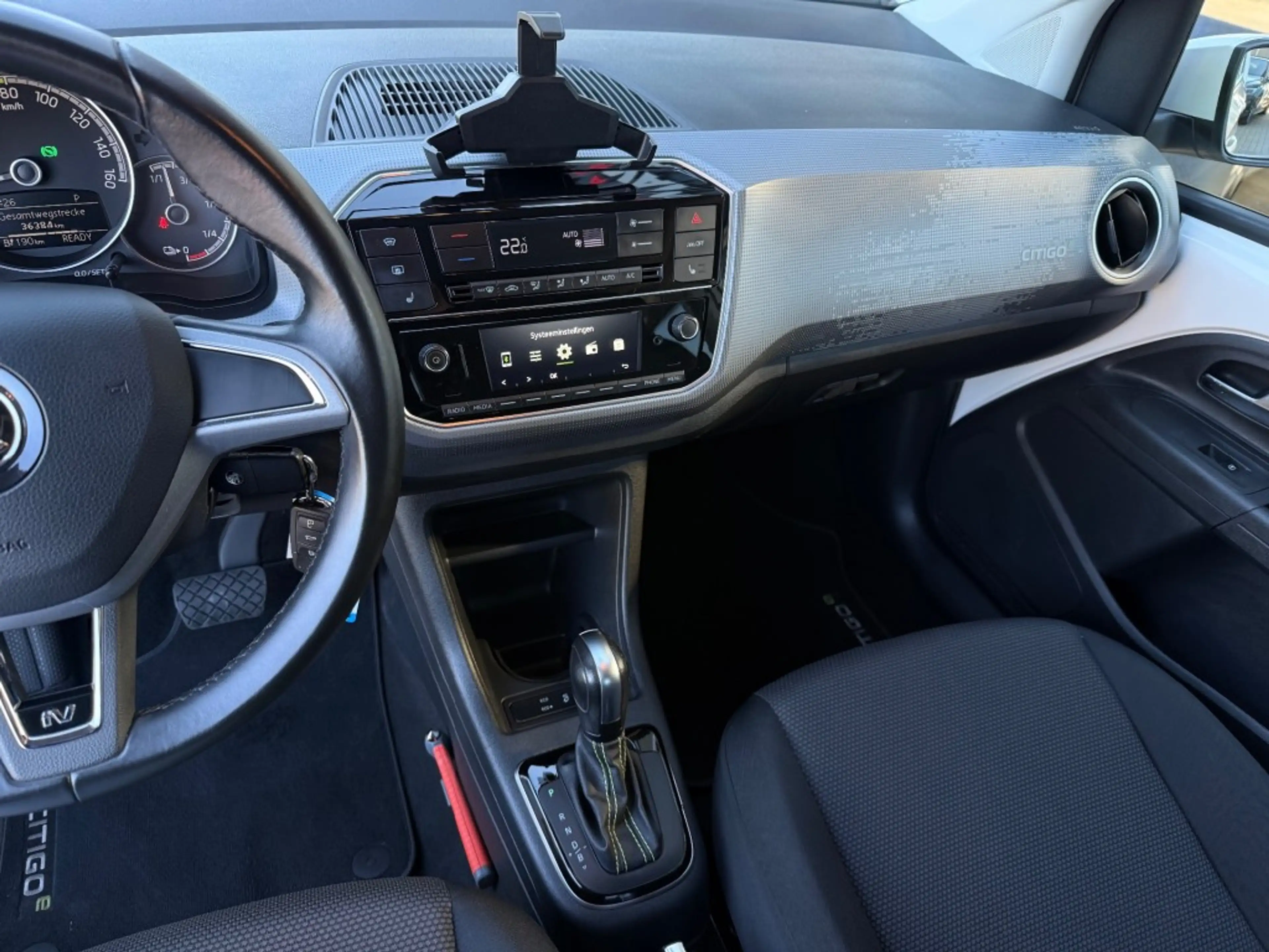 Skoda Citigo EV Style - SOH 90 Airco Cruise Bluetooth — photo 8