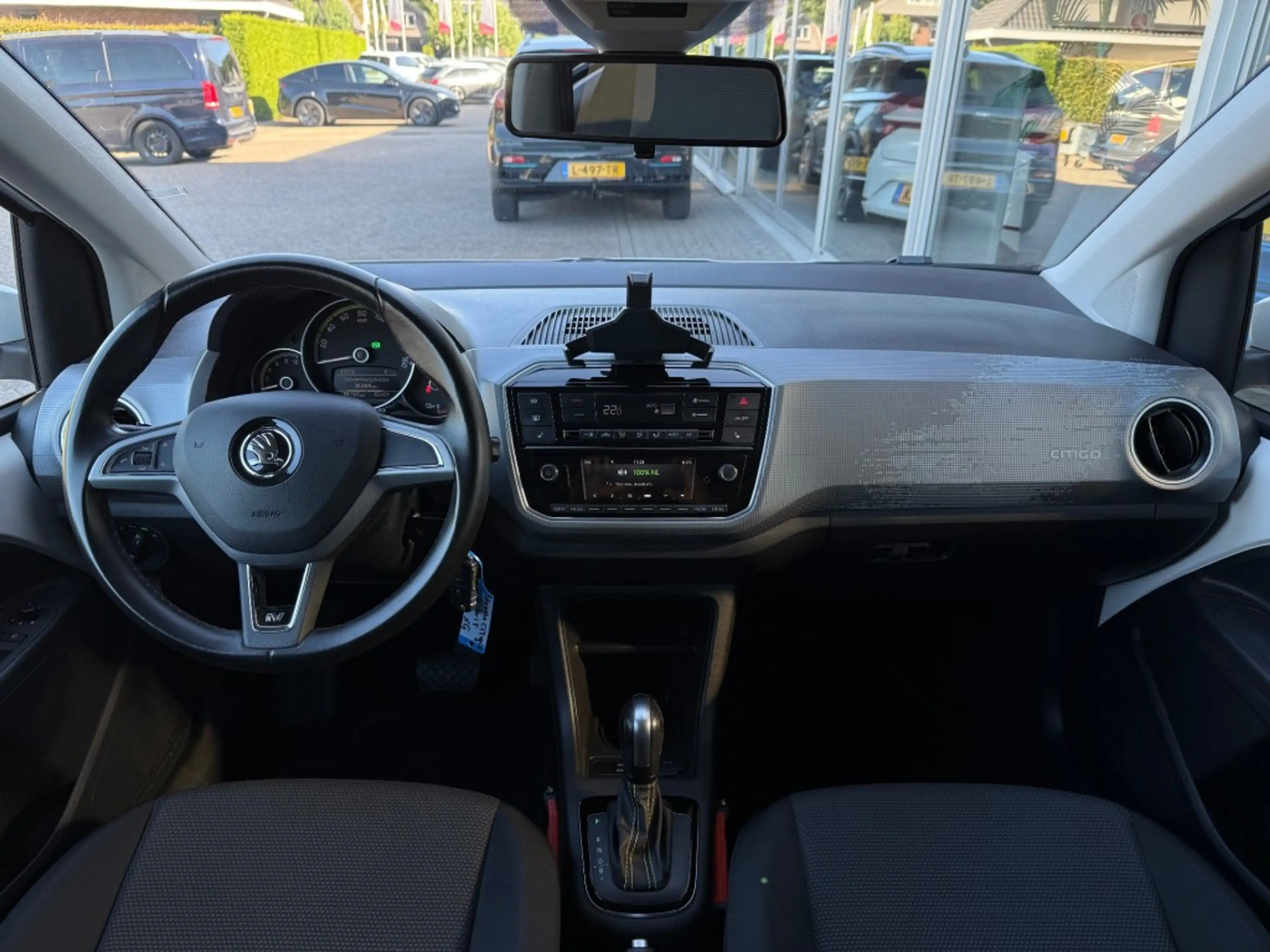 Skoda Citigo EV Style - SOH 90 Airco Cruise Bluetooth — photo 2