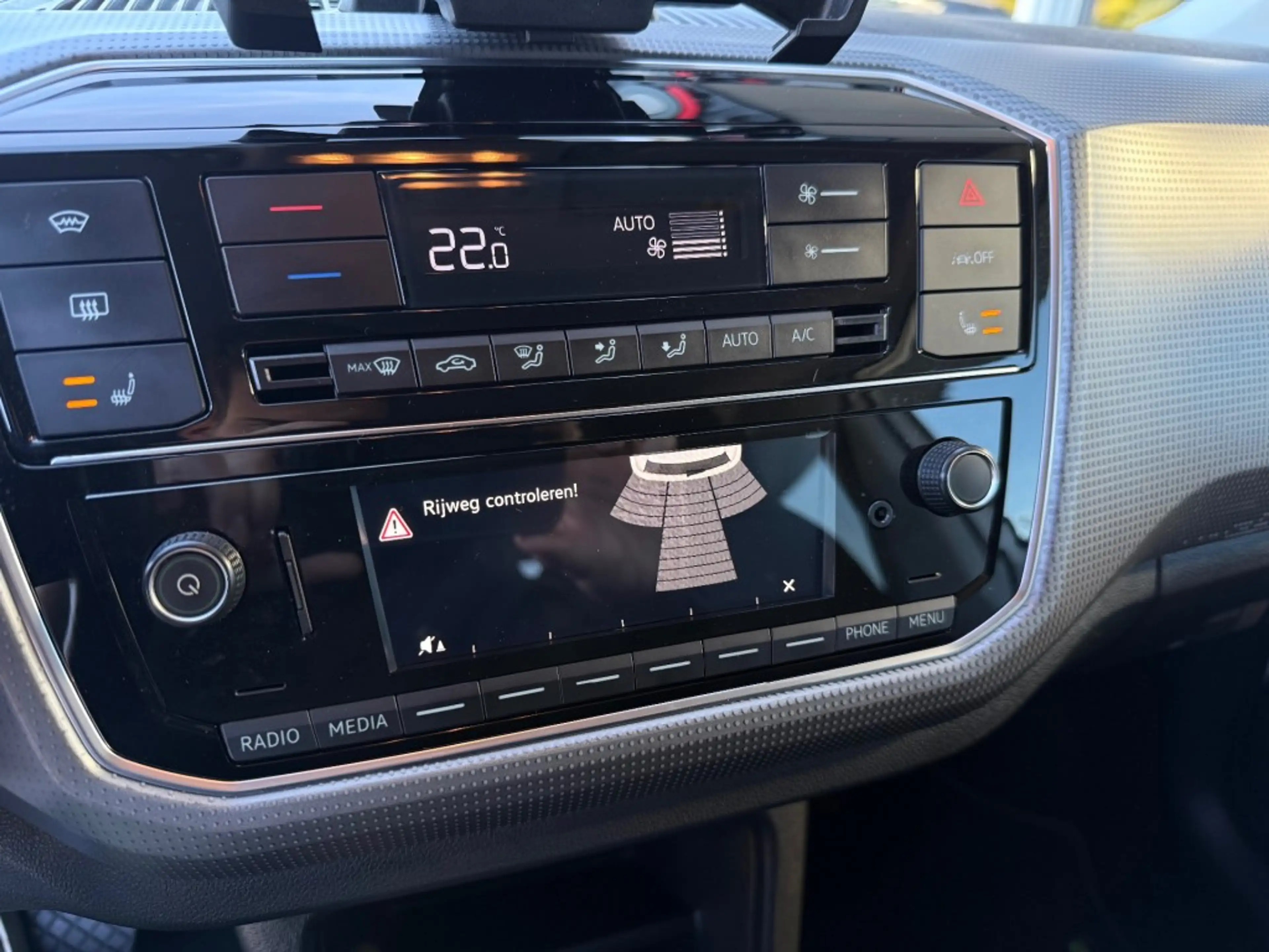 Skoda Citigo EV Style - SOH 90 Airco Cruise Bluetooth — photo 10