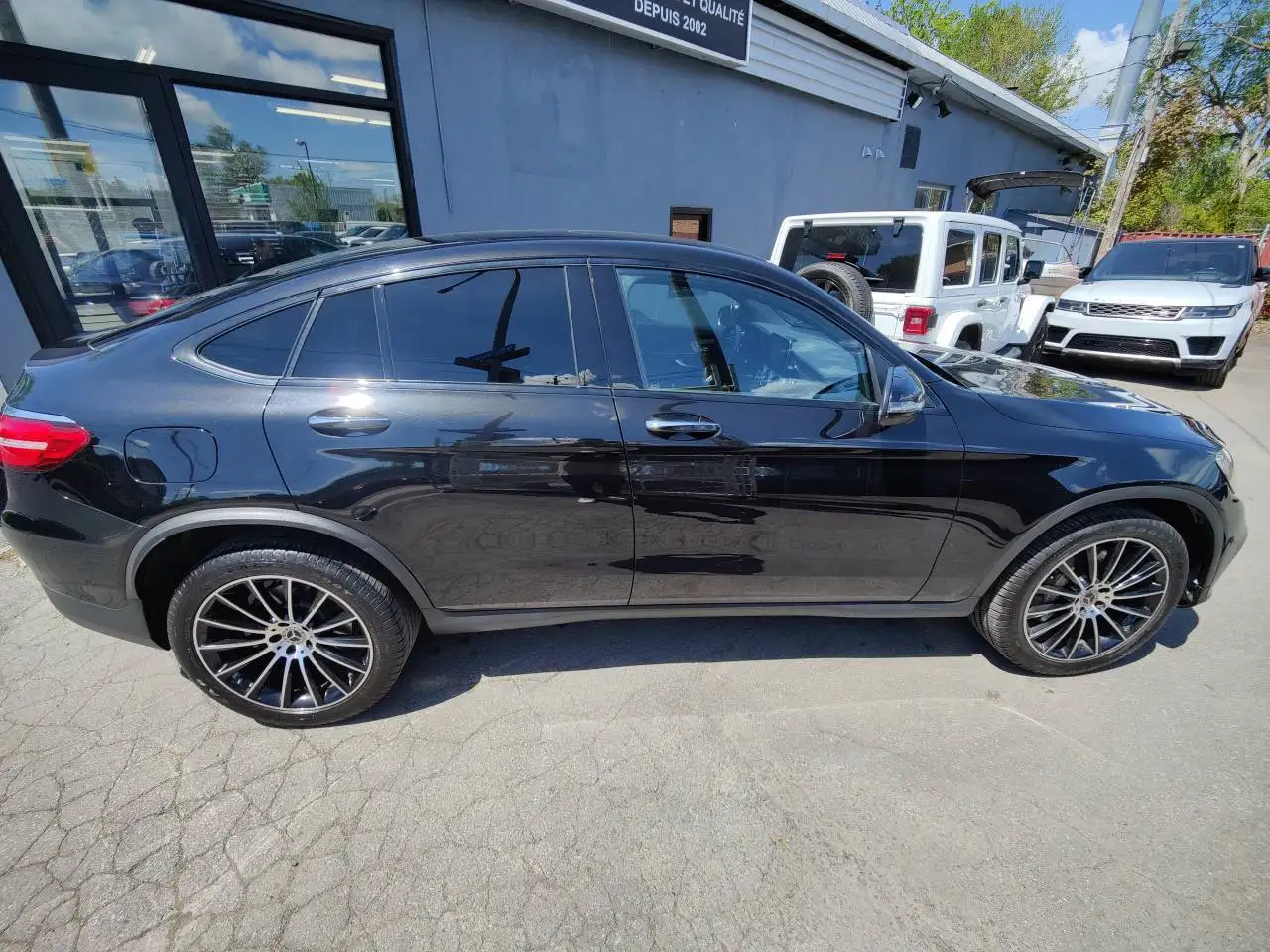 Mercedes-Benz GLC снимка Mercedes-Benz GLC