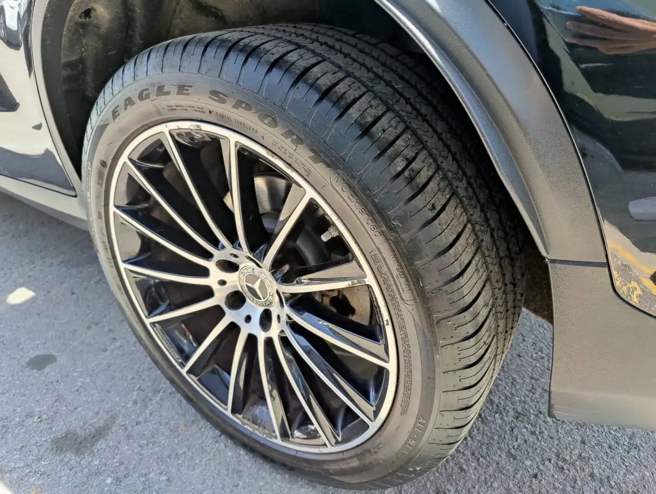 Mercedes-Benz GLC снимка Mercedes-Benz GLC