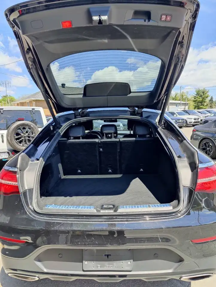 Mercedes-Benz GLC снимка Mercedes-Benz GLC
