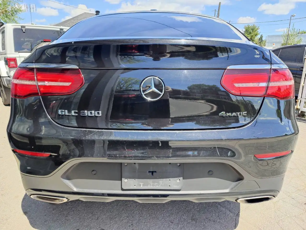 Mercedes-Benz GLC снимка Mercedes-Benz GLC