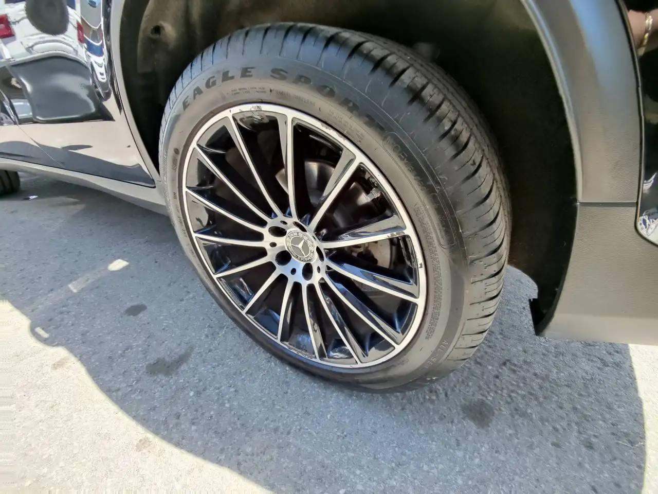 Mercedes-Benz GLC снимка Mercedes-Benz GLC