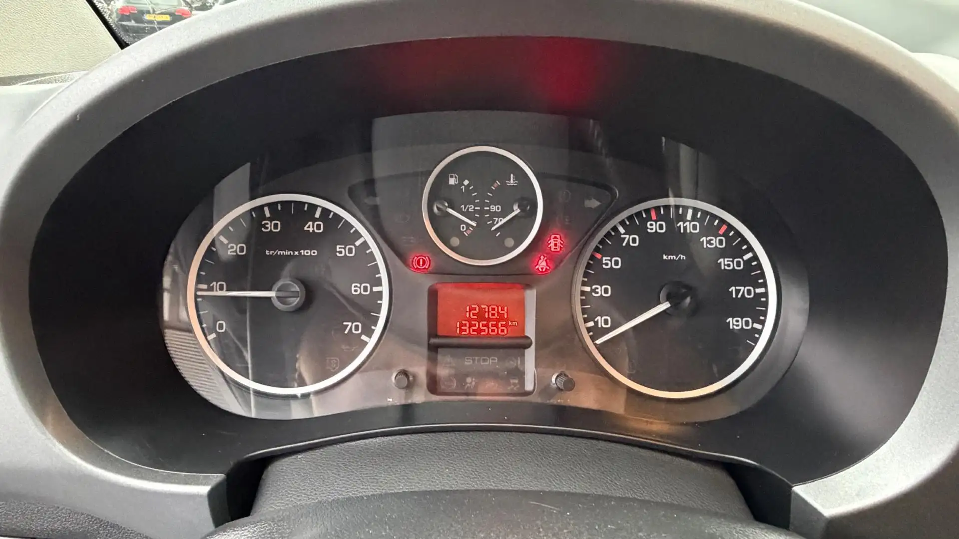 Peugeot Partner Tepee 1.2 PureTech Active Cruise|Airco|Camera|Trek Gris - 2