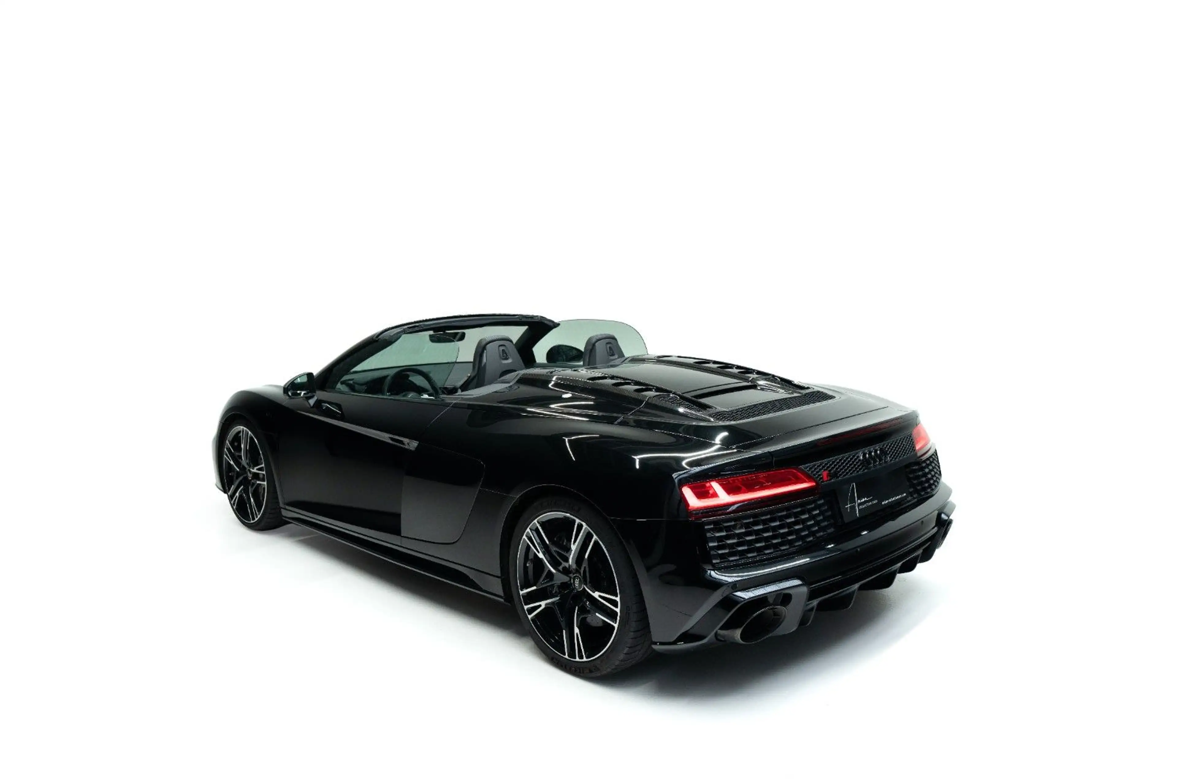 Audi R8 5.2 FSI Performance S Tronic Spyder RWD — photo 3
