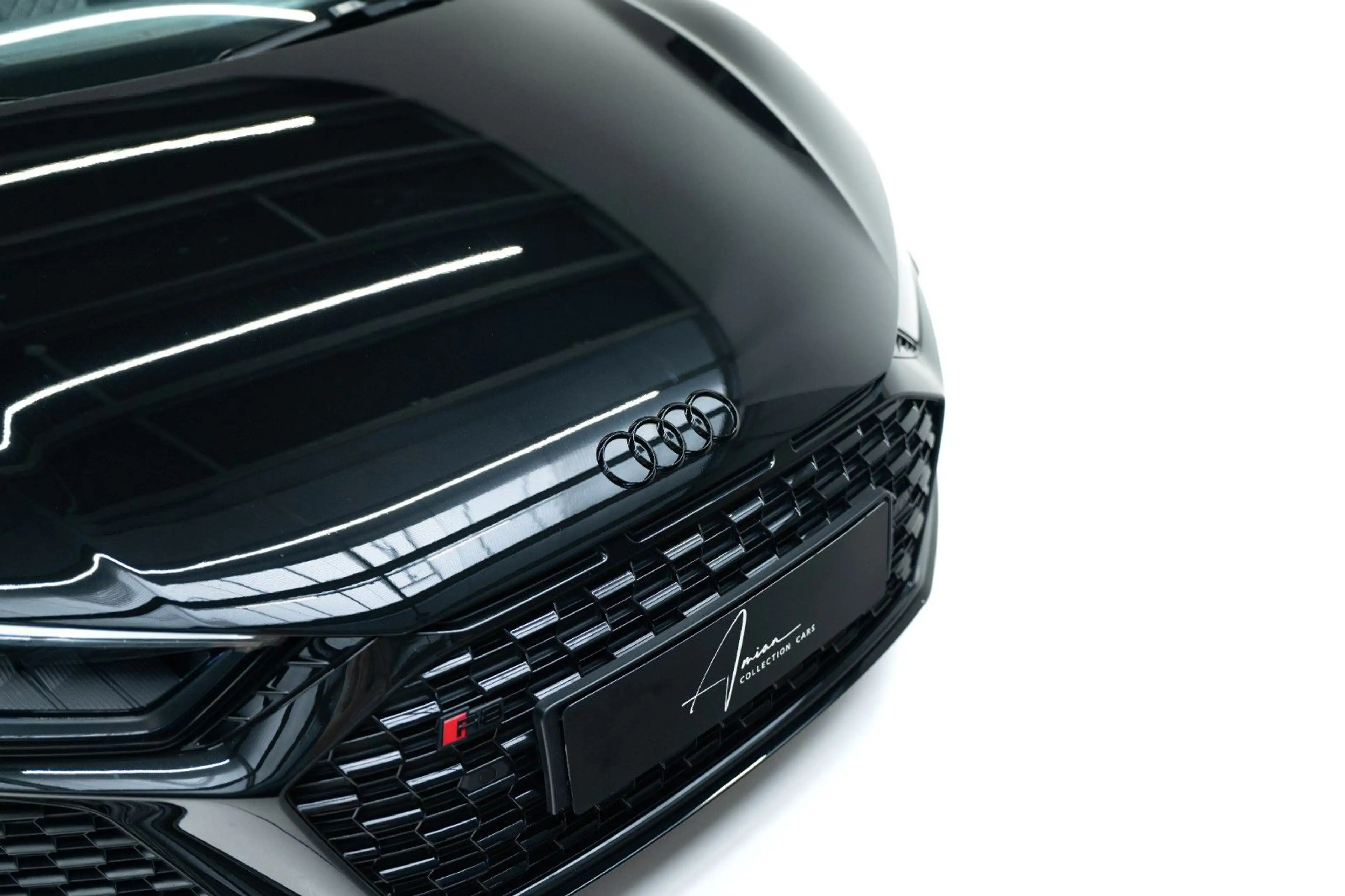 Audi R8 5.2 FSI Performance S Tronic Spyder RWD — photo 9
