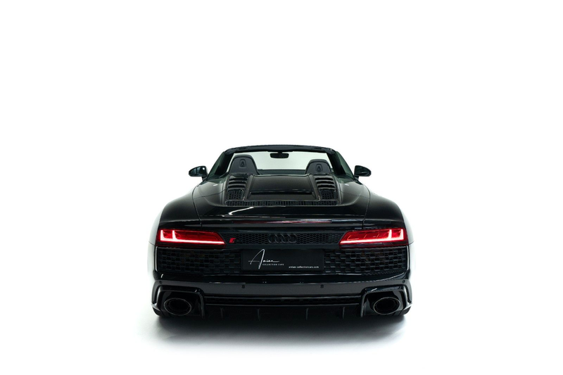 Audi R8 5.2 FSI Performance S Tronic Spyder RWD — photo 4